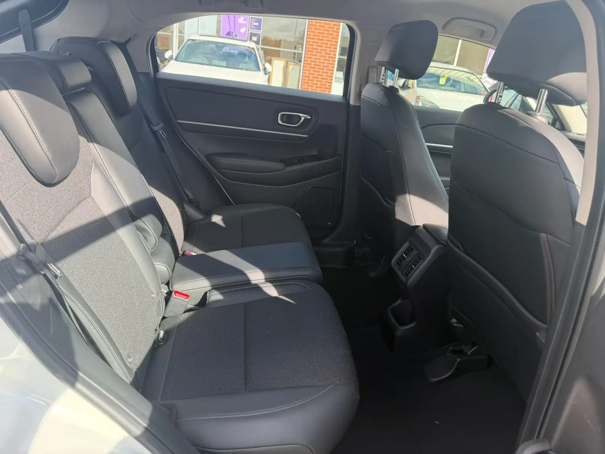 Honda HR-V Hybrid Image 16