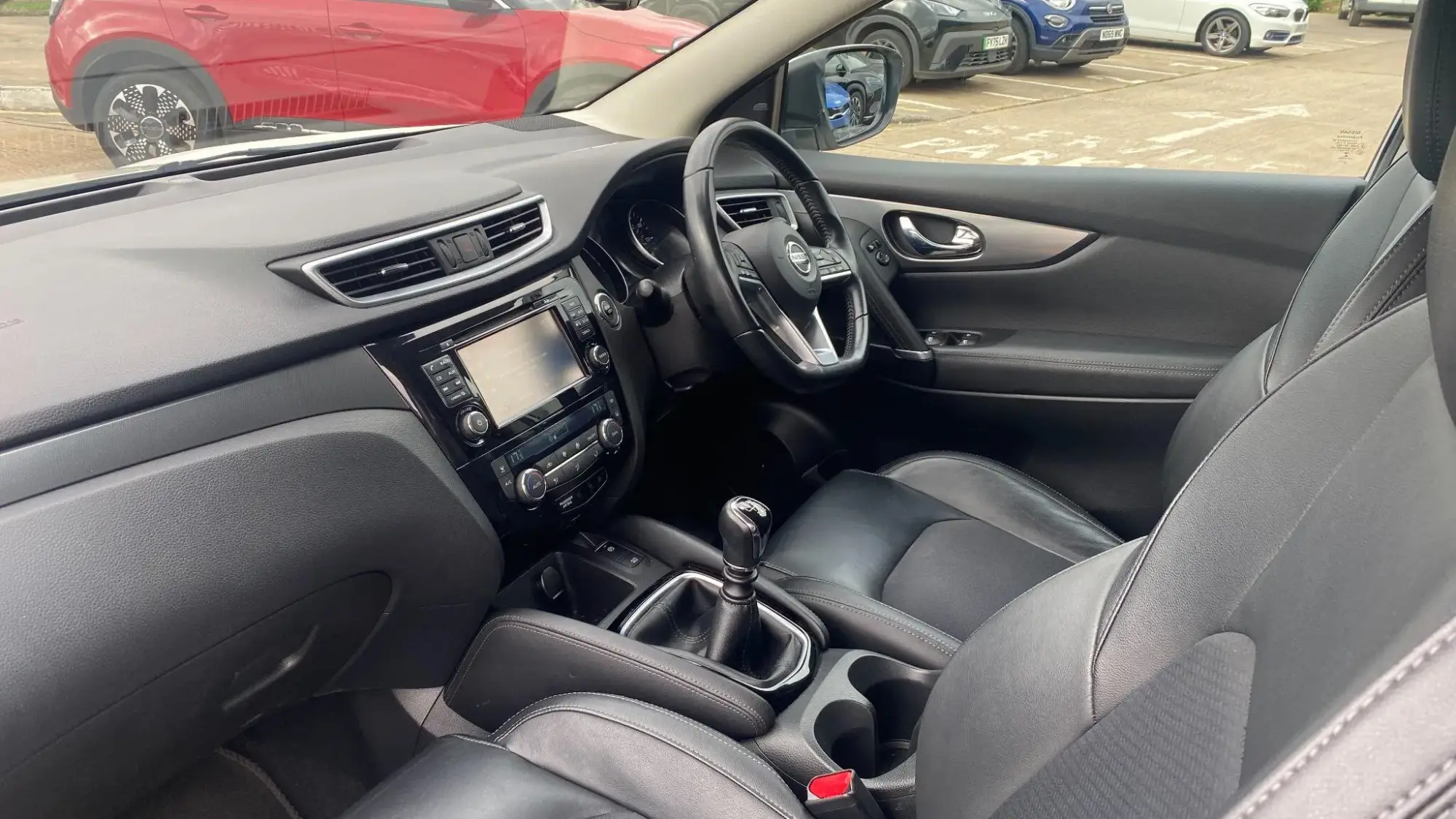 Nissan Qashqai Image 14 Nissan Qashqai Image 14