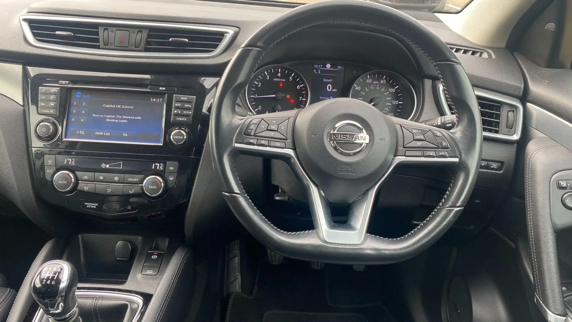 Nissan Qashqai Image 21 Nissan Qashqai Image 21