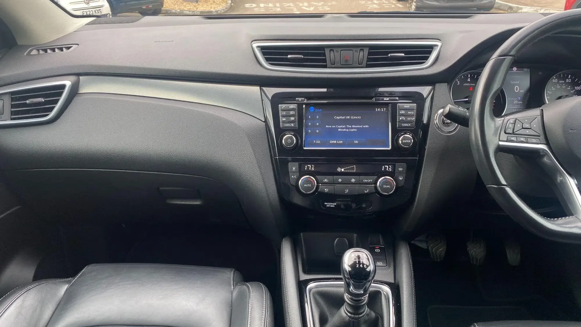 Nissan Qashqai Image 22 Nissan Qashqai Image 22