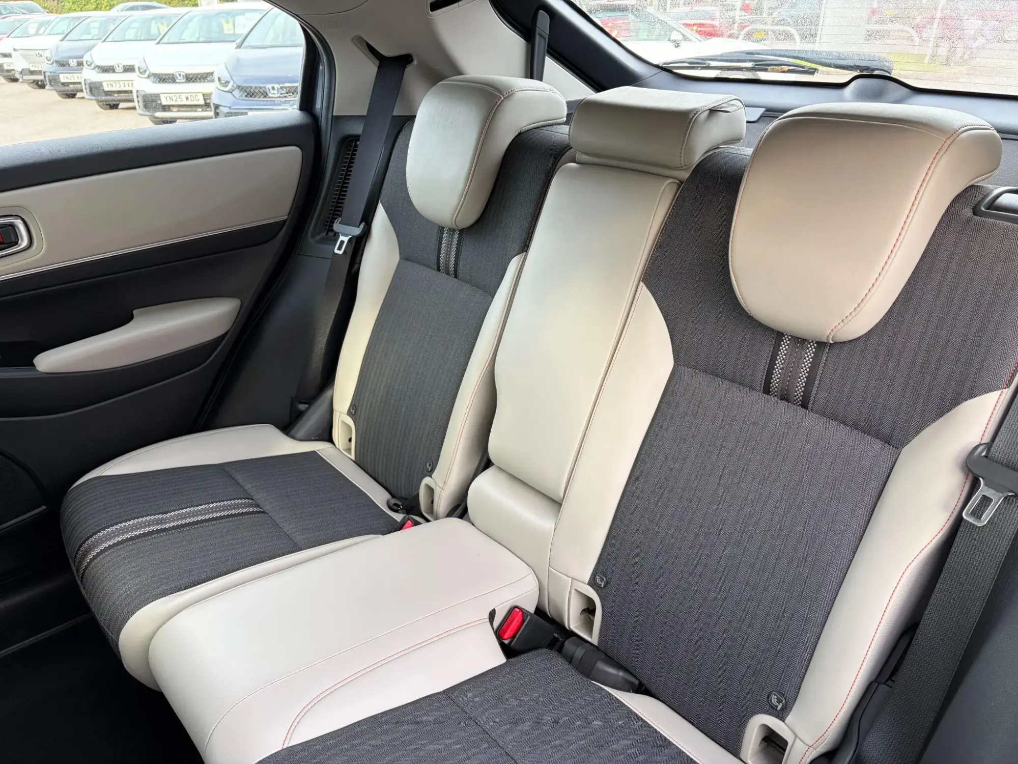 Honda HR-V Hybrid Image 15