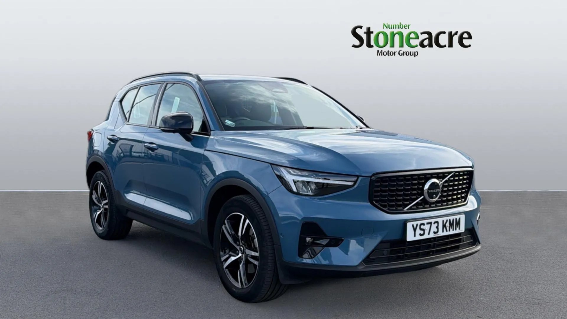2023 Volvo XC40