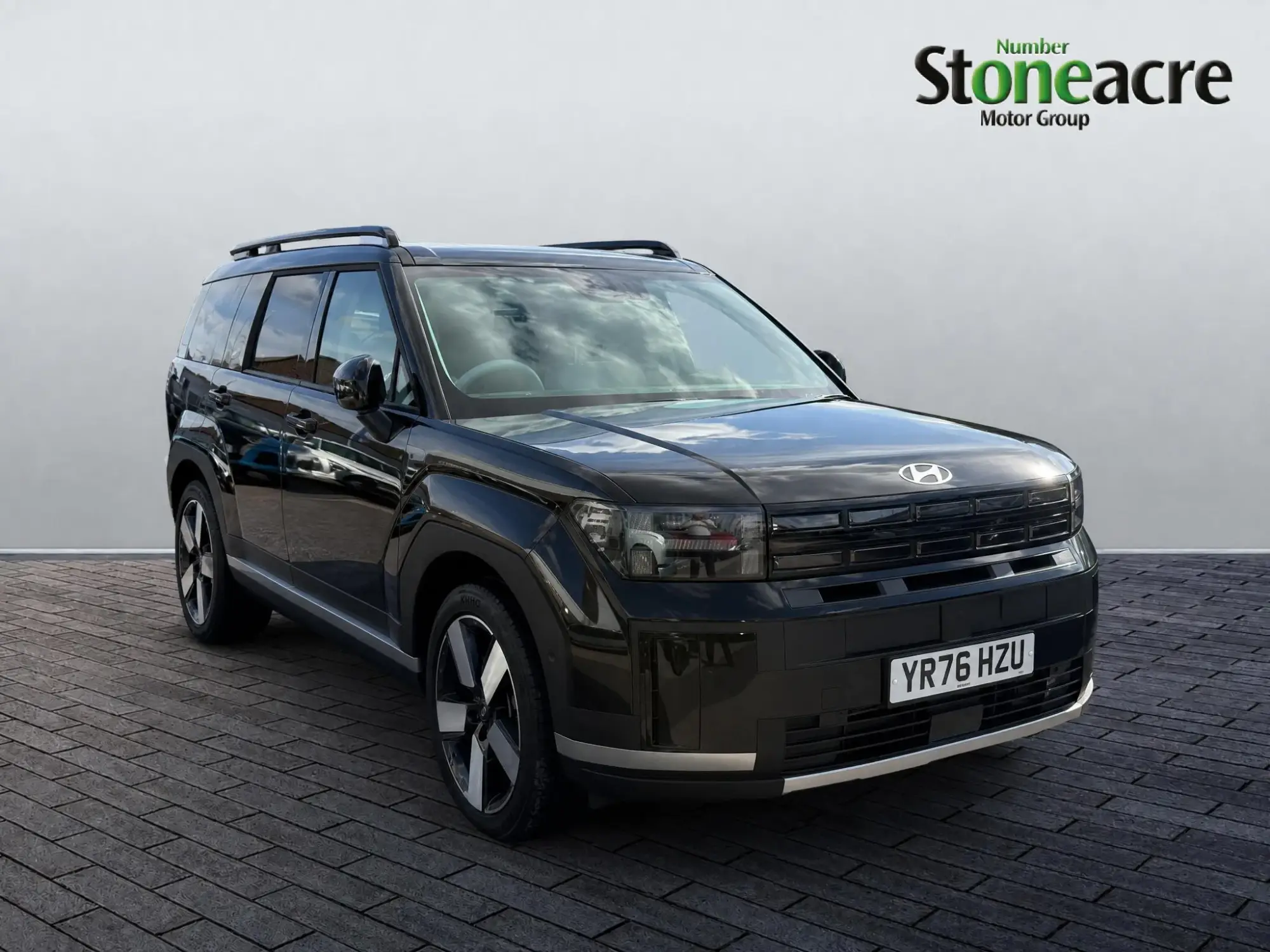 Hyundai SANTA FE 1.6 T-GDi 13.8kWh Ultimate Auto 4WD Euro 6 (s/s) 5dr (7Seat) YR76HZU Image 1 Hyundai SANTA FE 1.6 T-GDi 13.8kWh Ultimate Auto 4WD Euro 6 (s/s) 5dr (7Seat) YR76HZU Image 1