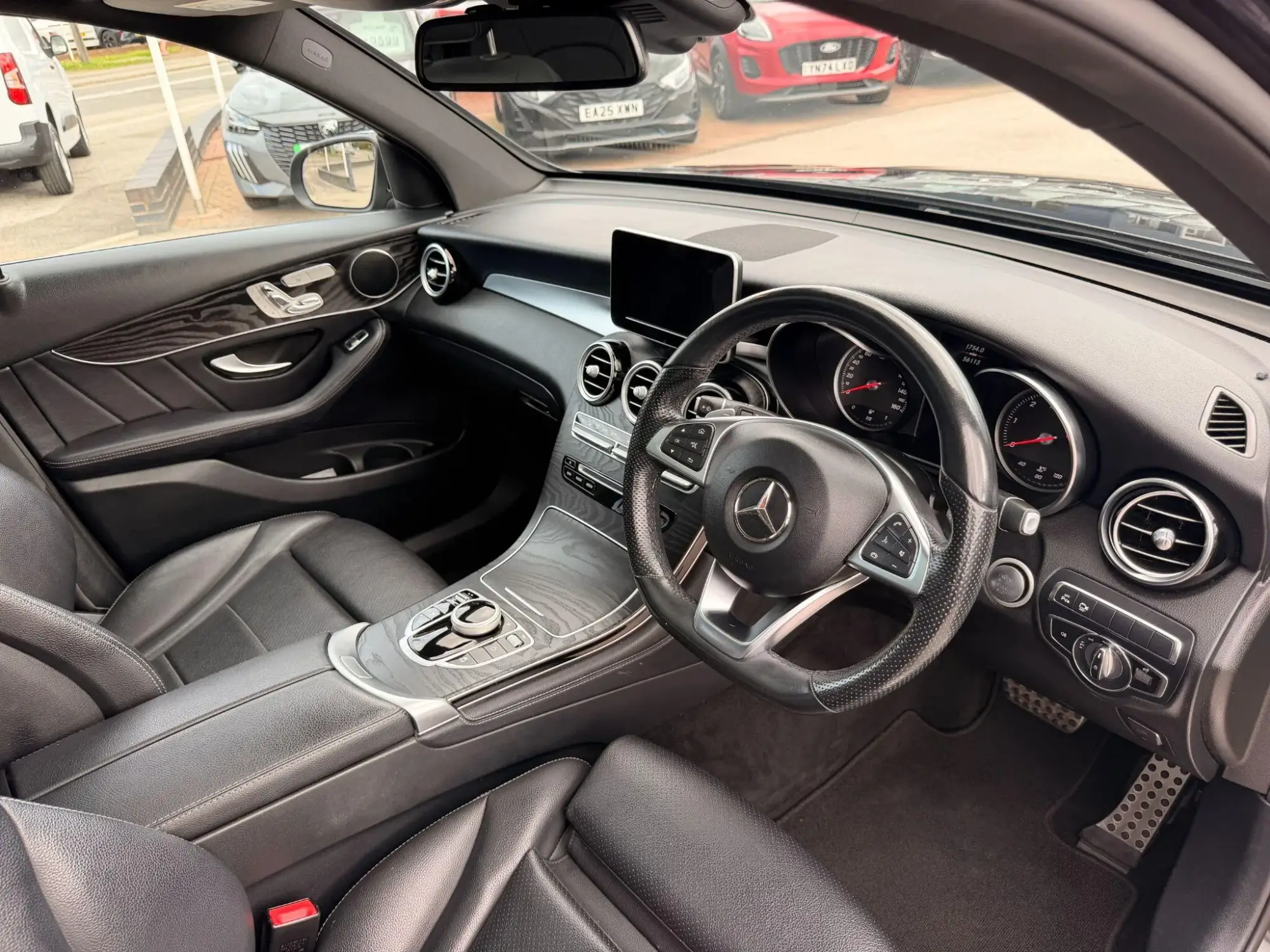 Mercedes-Benz GLC Image 11 Mercedes-Benz GLC Image 11