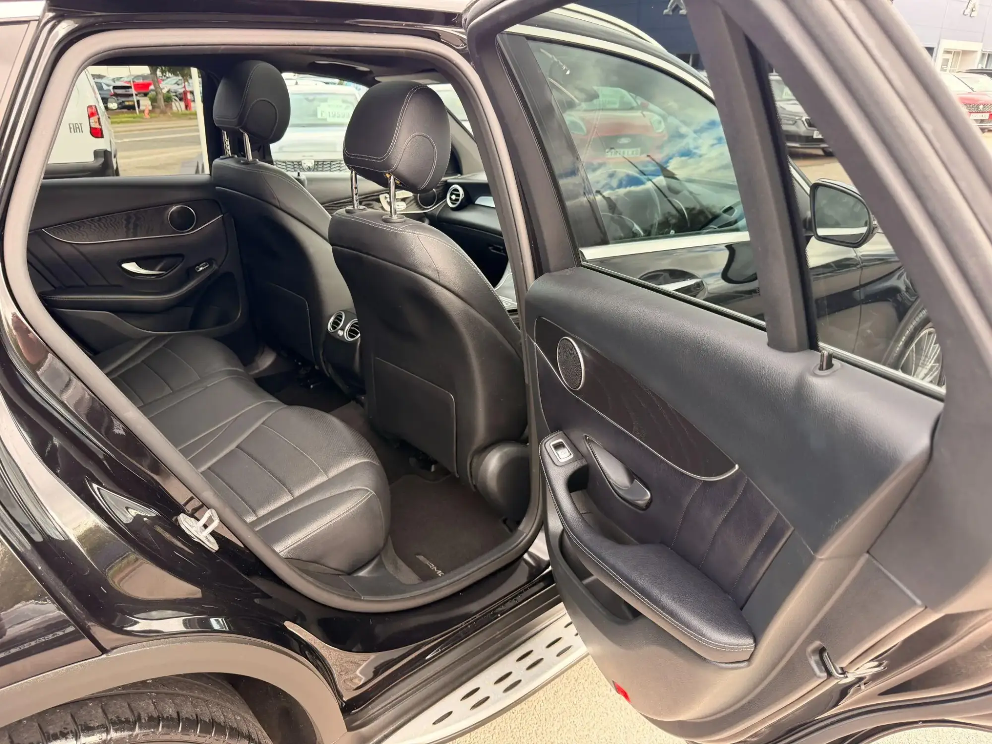 Mercedes-Benz GLC Image 15 Mercedes-Benz GLC Image 15