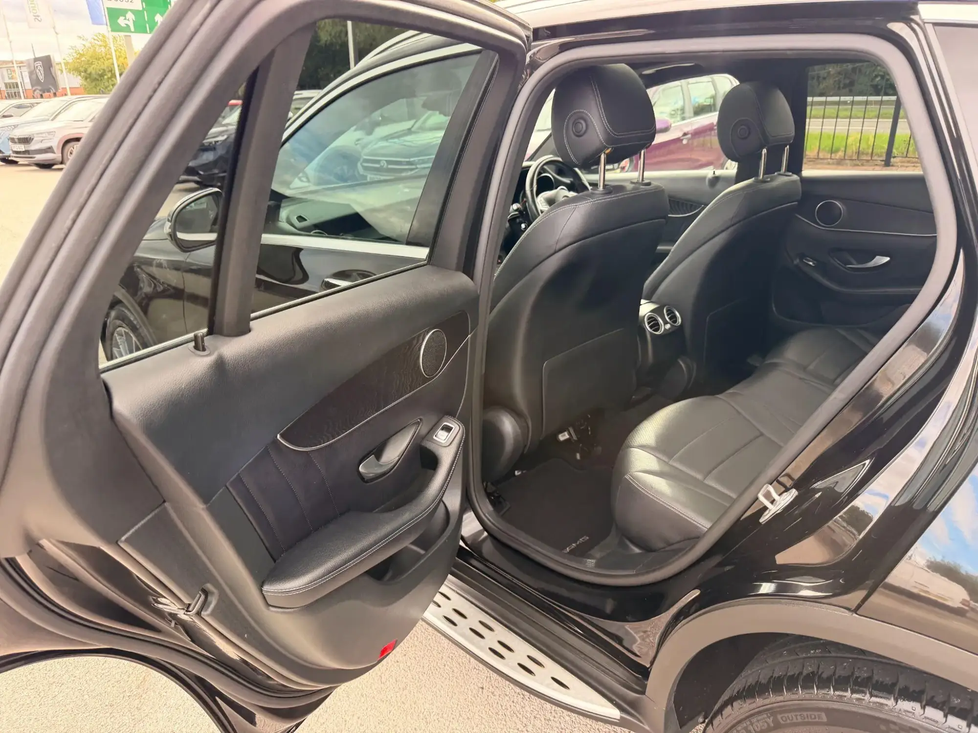 Mercedes-Benz GLC Image 17 Mercedes-Benz GLC Image 17