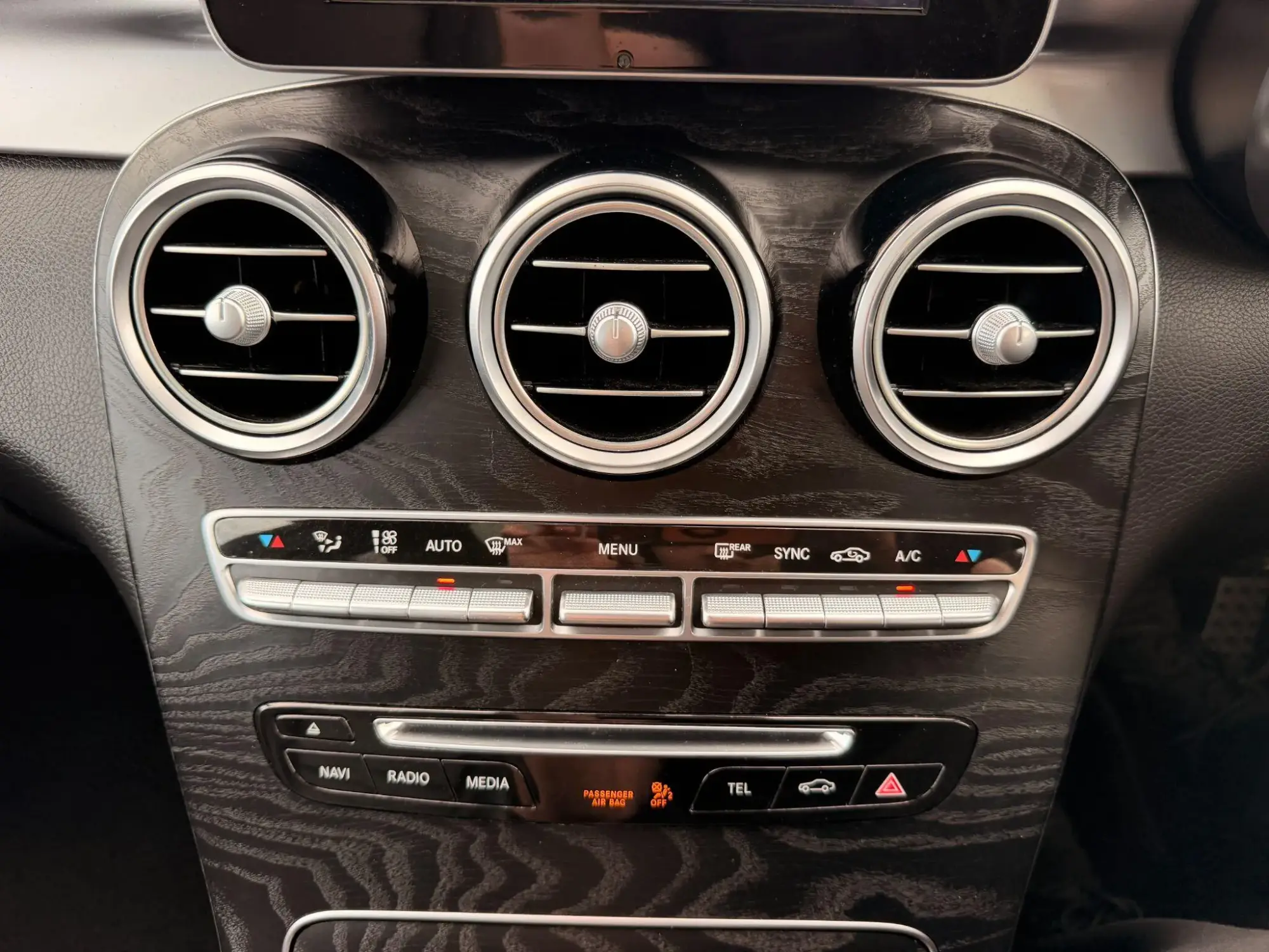 Mercedes-Benz GLC Image 34 Mercedes-Benz GLC Image 34