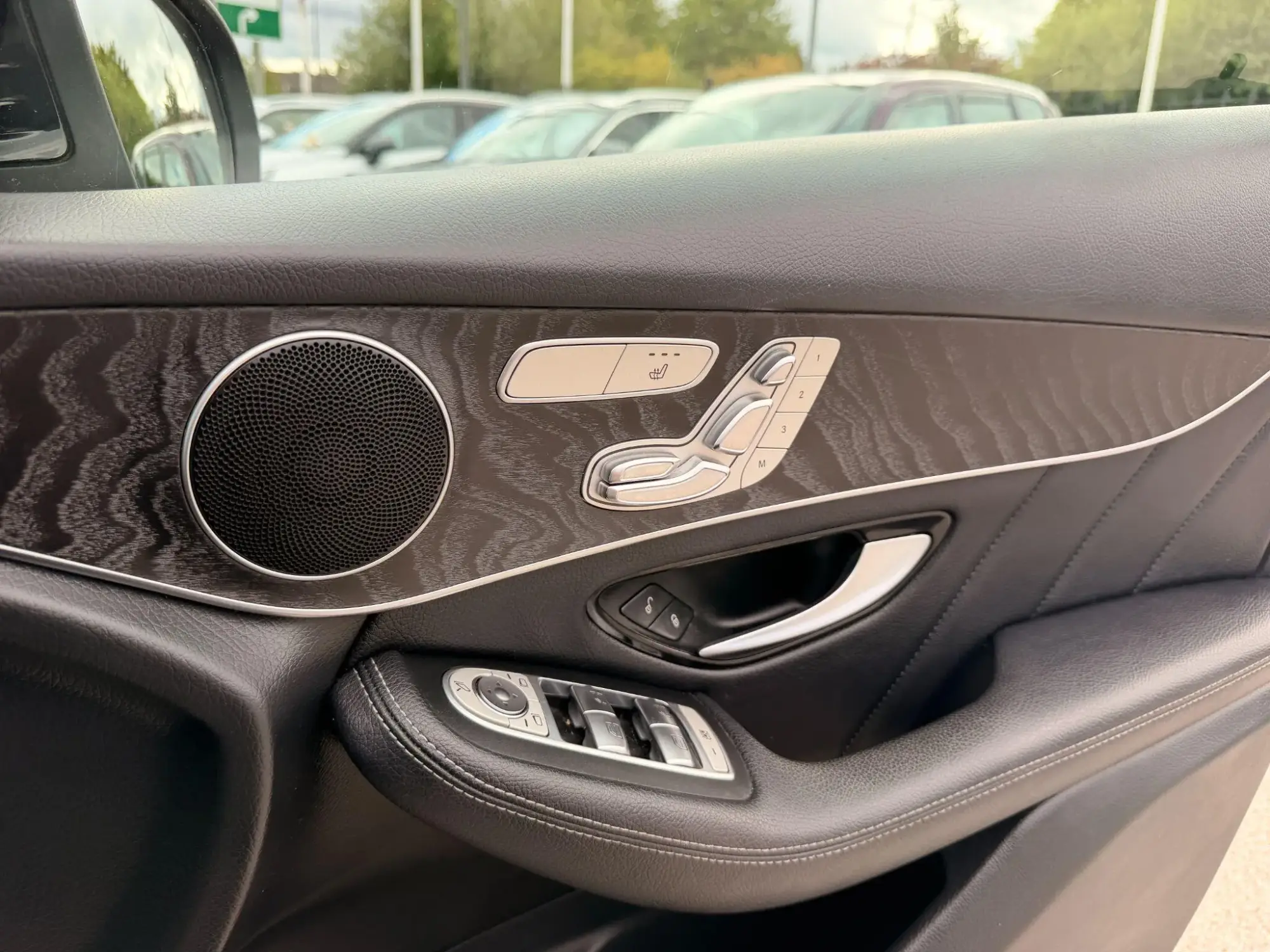 Mercedes-Benz GLC Image 41 Mercedes-Benz GLC Image 41