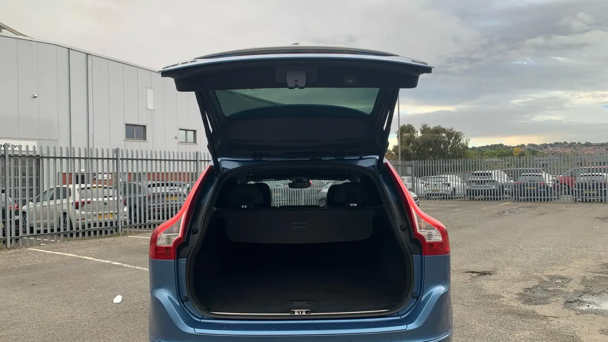 Volvo XC60 Image 13