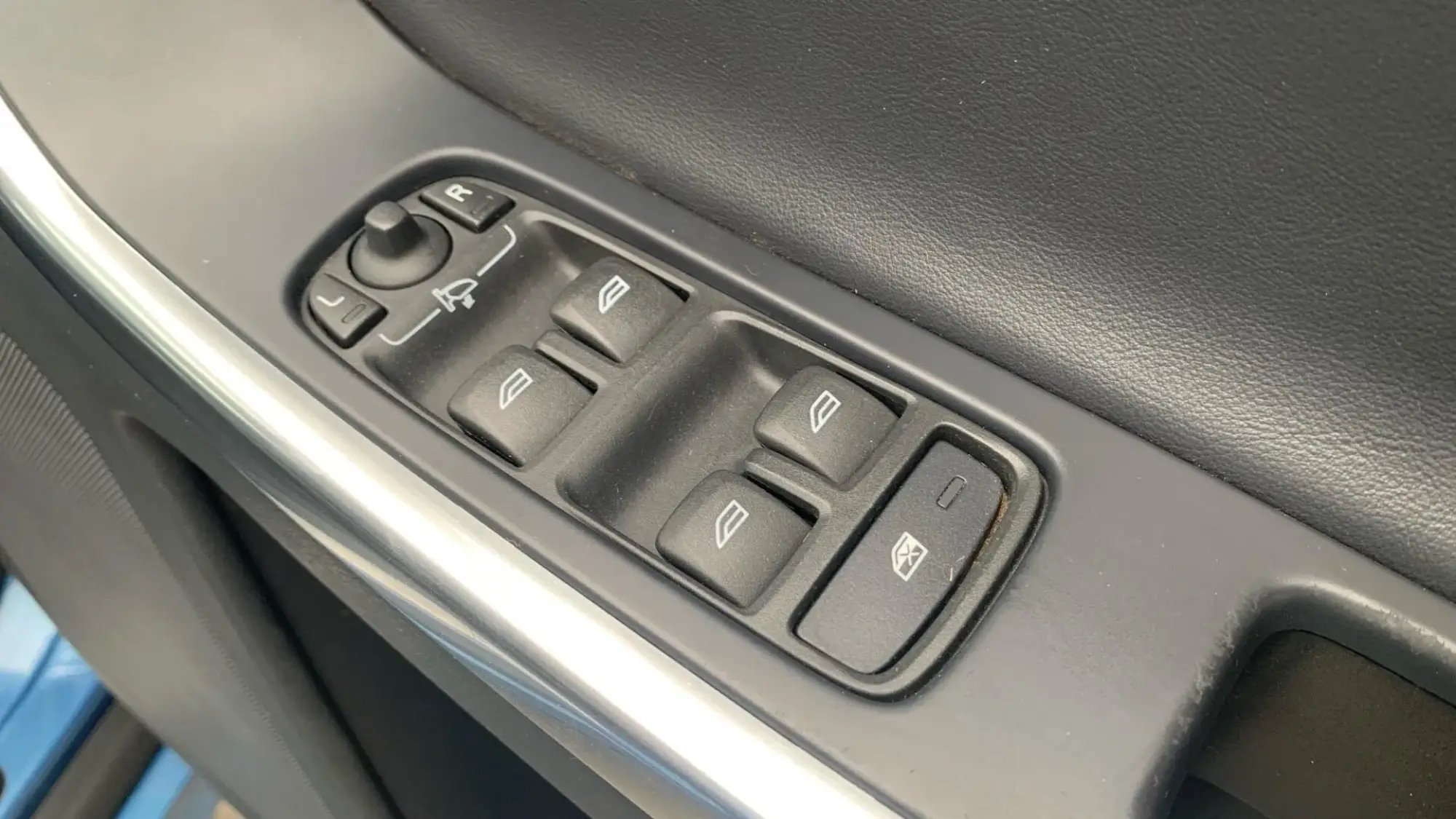 Volvo XC60 Image 24