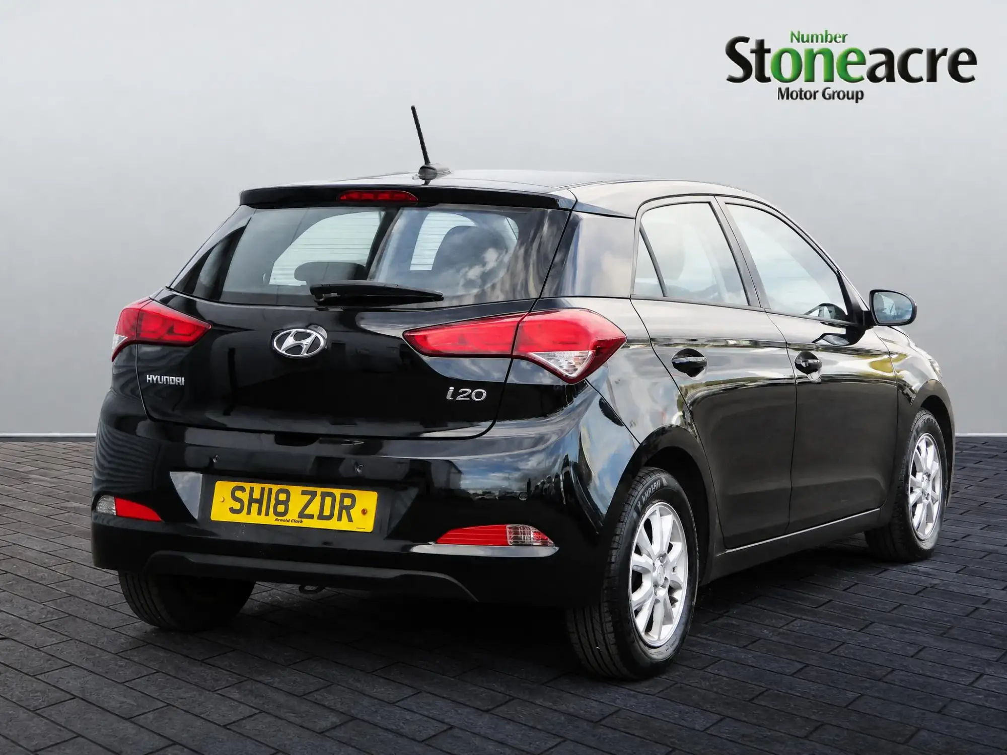 Hyundai i20 1.4 SE Auto Euro 6 5dr SH18ZDR Image 3