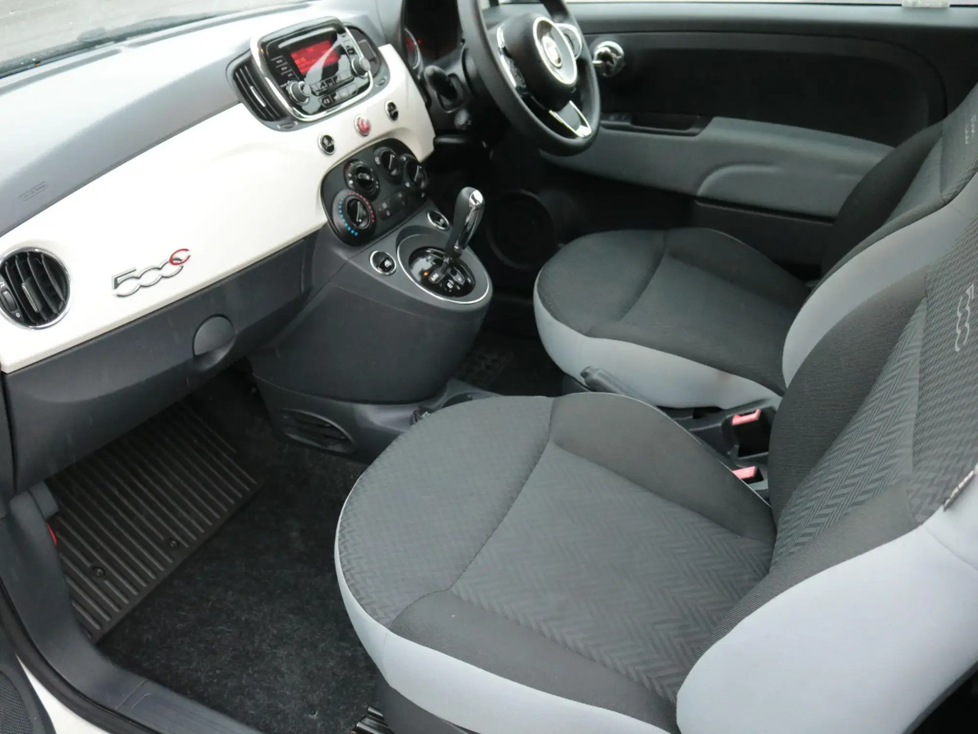 Fiat 500c Image 15 Fiat 500c Image 15