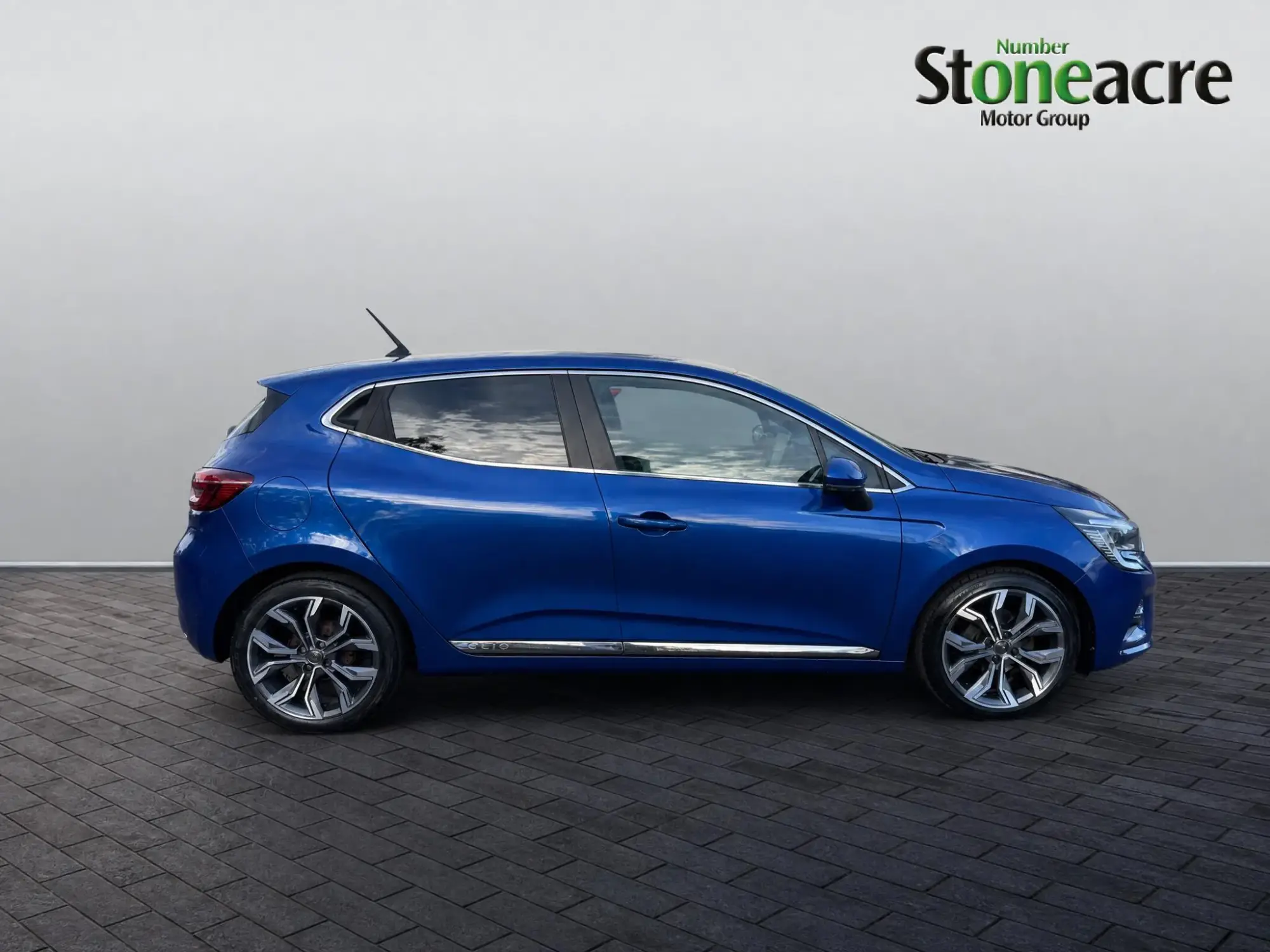Renault Clio 1.0 TCe 100 S Edition 5dr NX20TNL Image 2 Renault Clio 1.0 TCe 100 S Edition 5dr NX20TNL Image 2