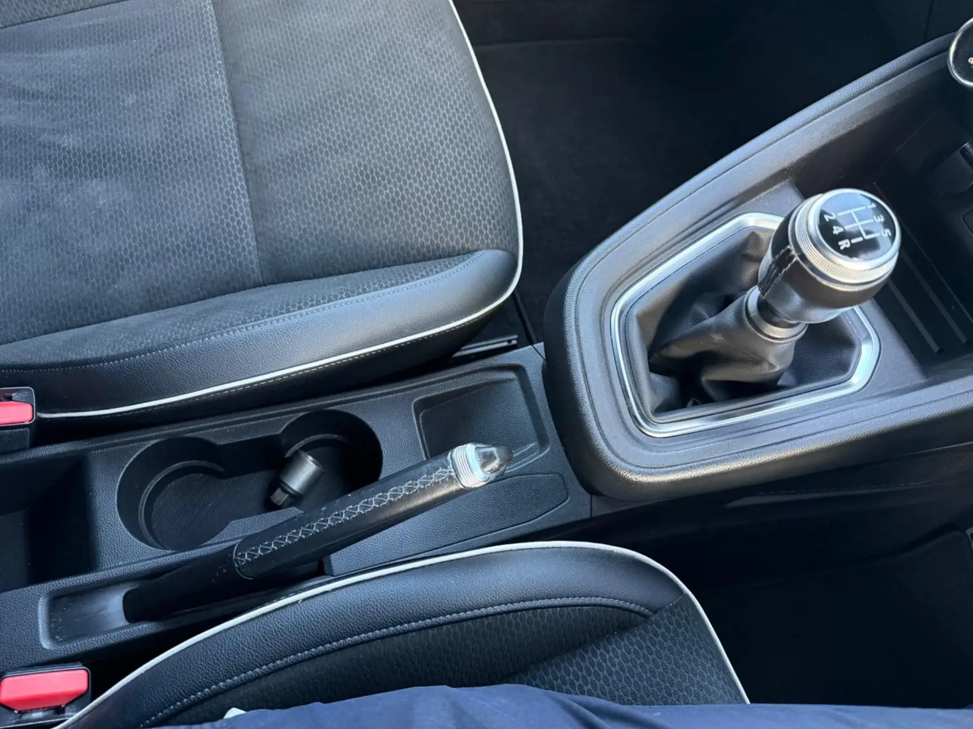 Renault Clio Image 28