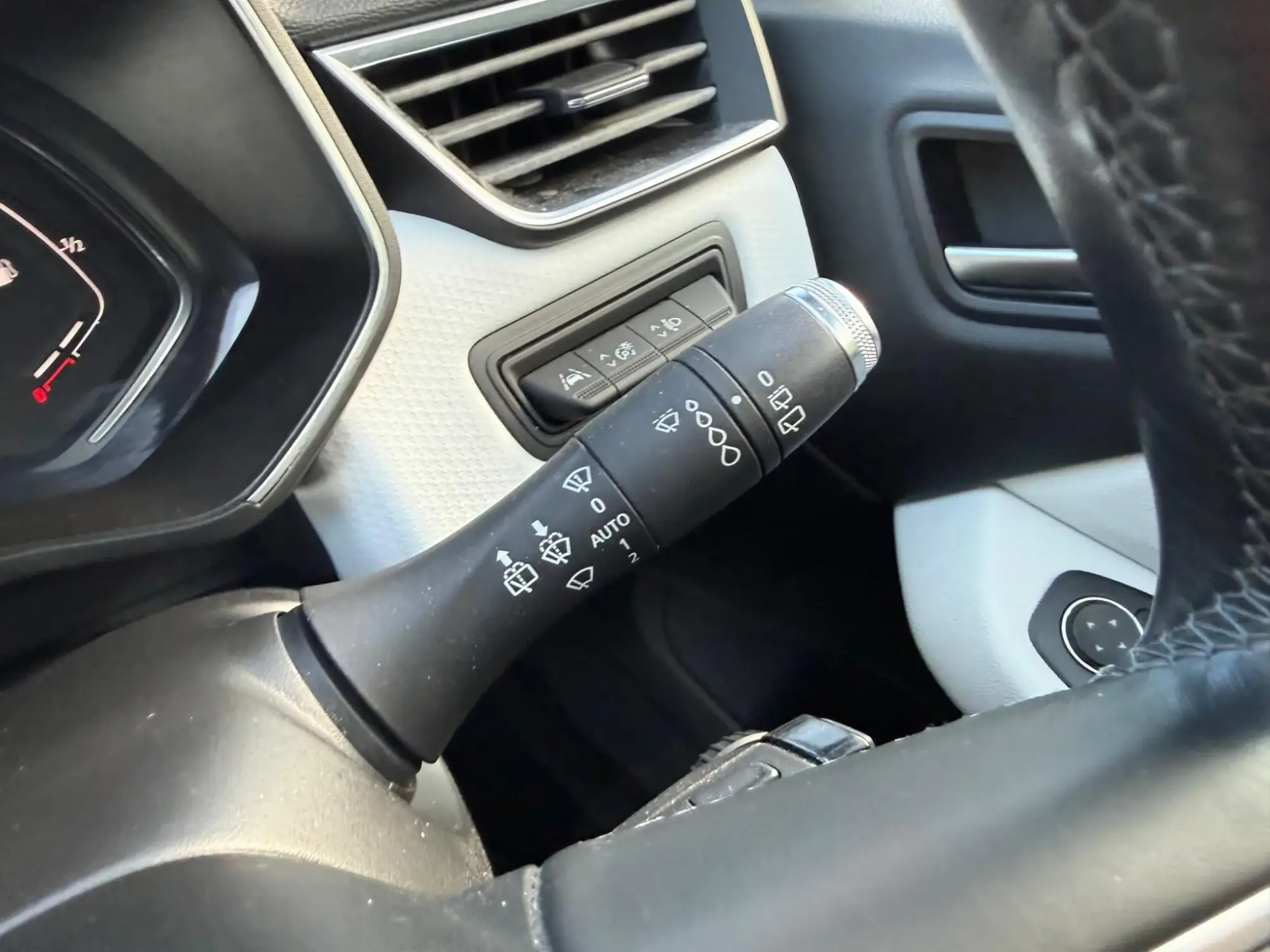 Renault Clio Image 30