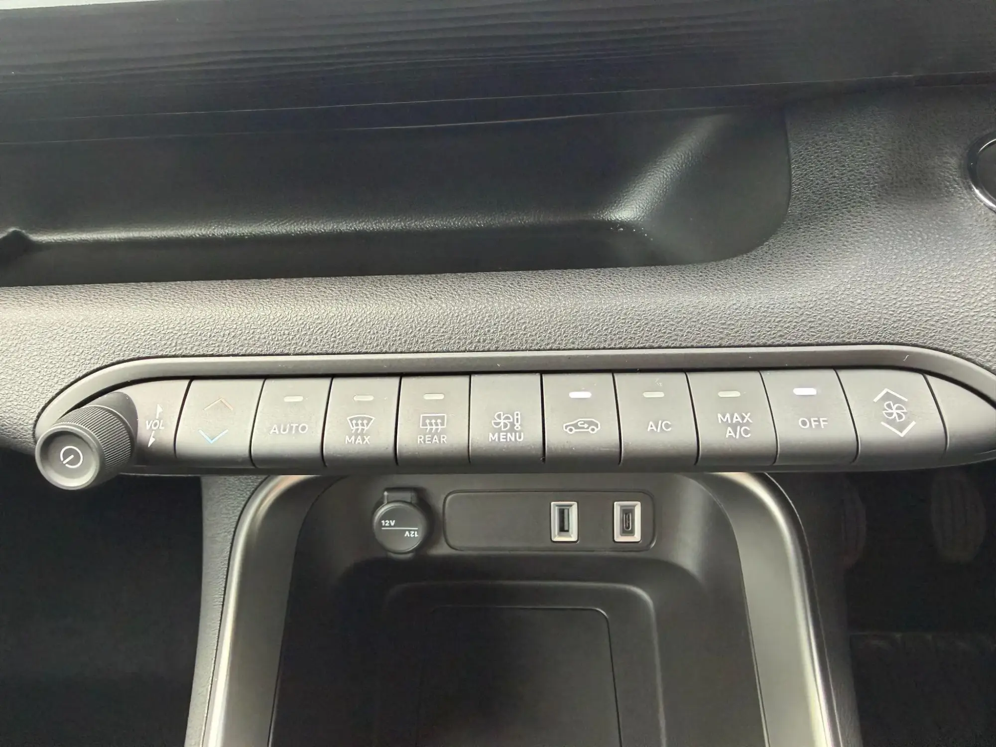Jeep Avenger Image 16