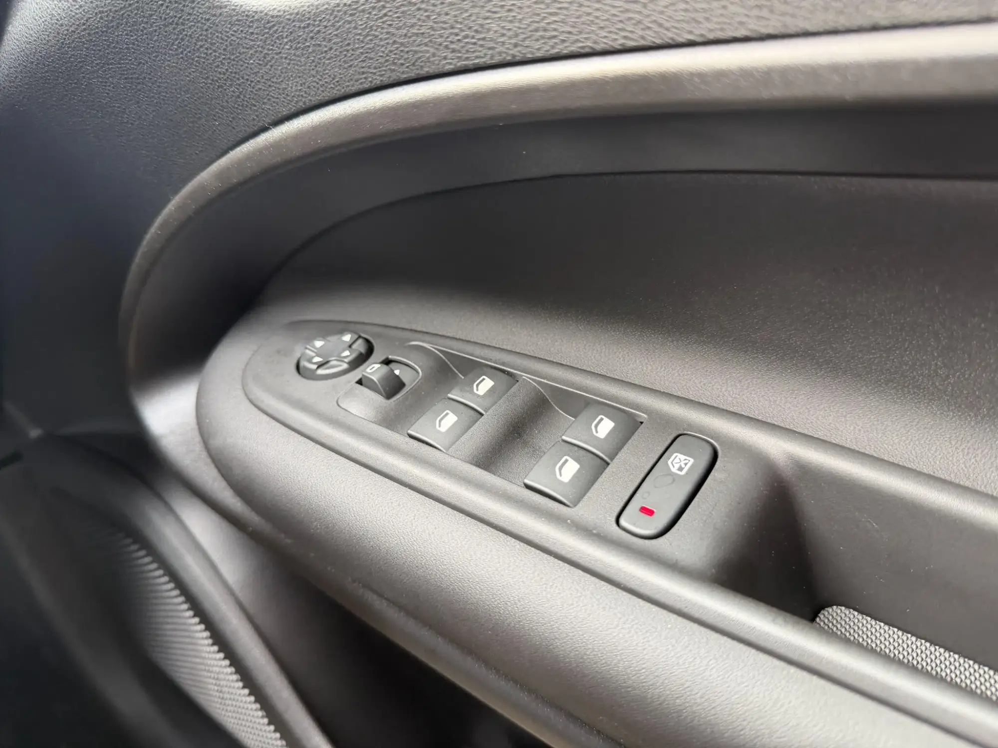Jeep Avenger Image 17