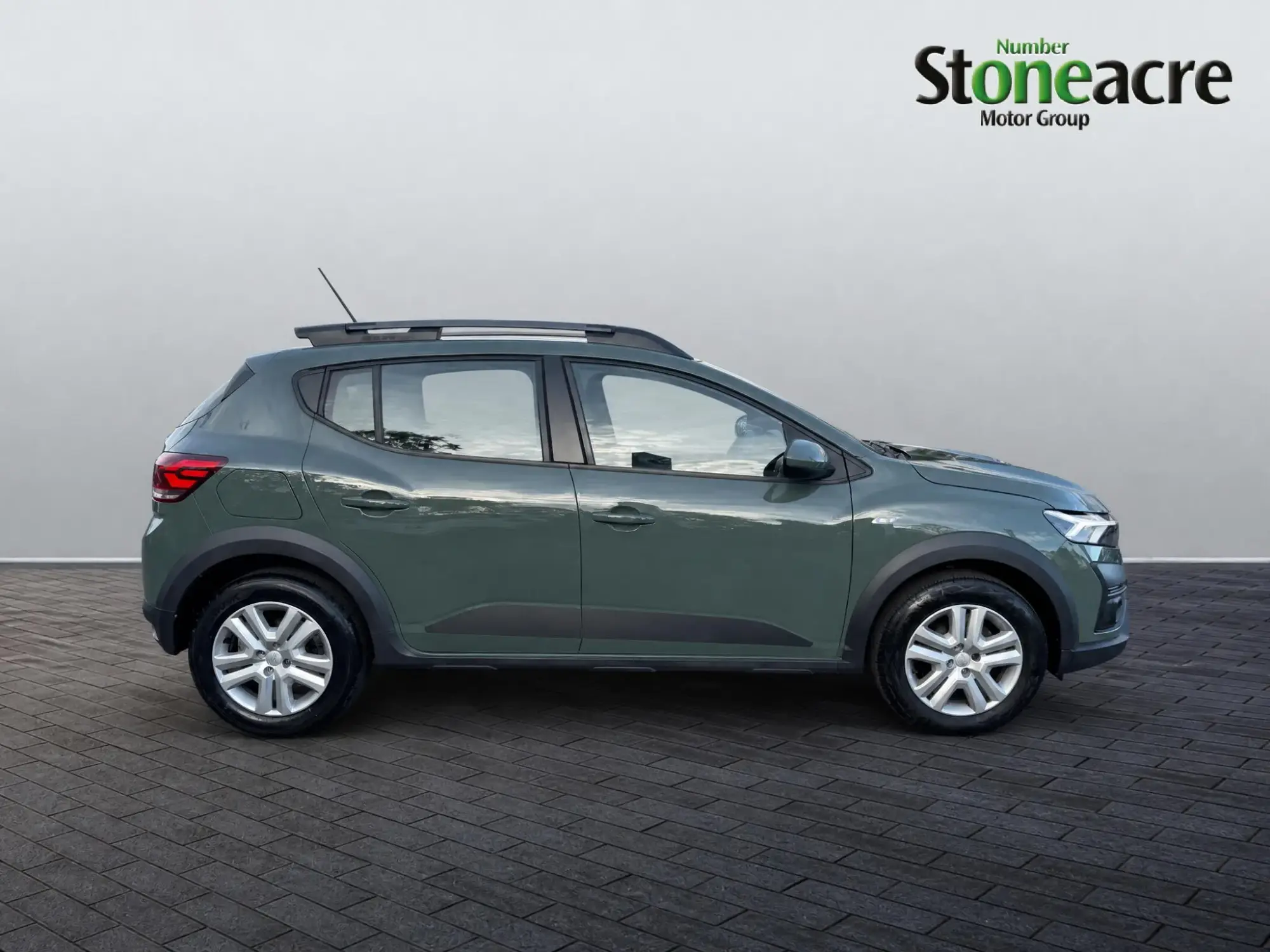 Dacia Sandero Stepway Stepway Expression TCe 90 MY23 NU24TTF Image 2