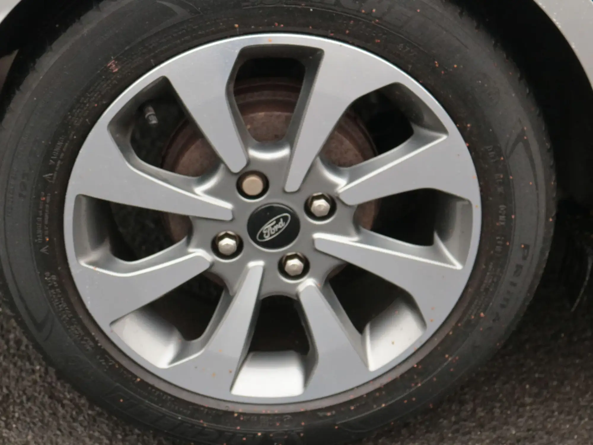 Ford Fiesta Image 11