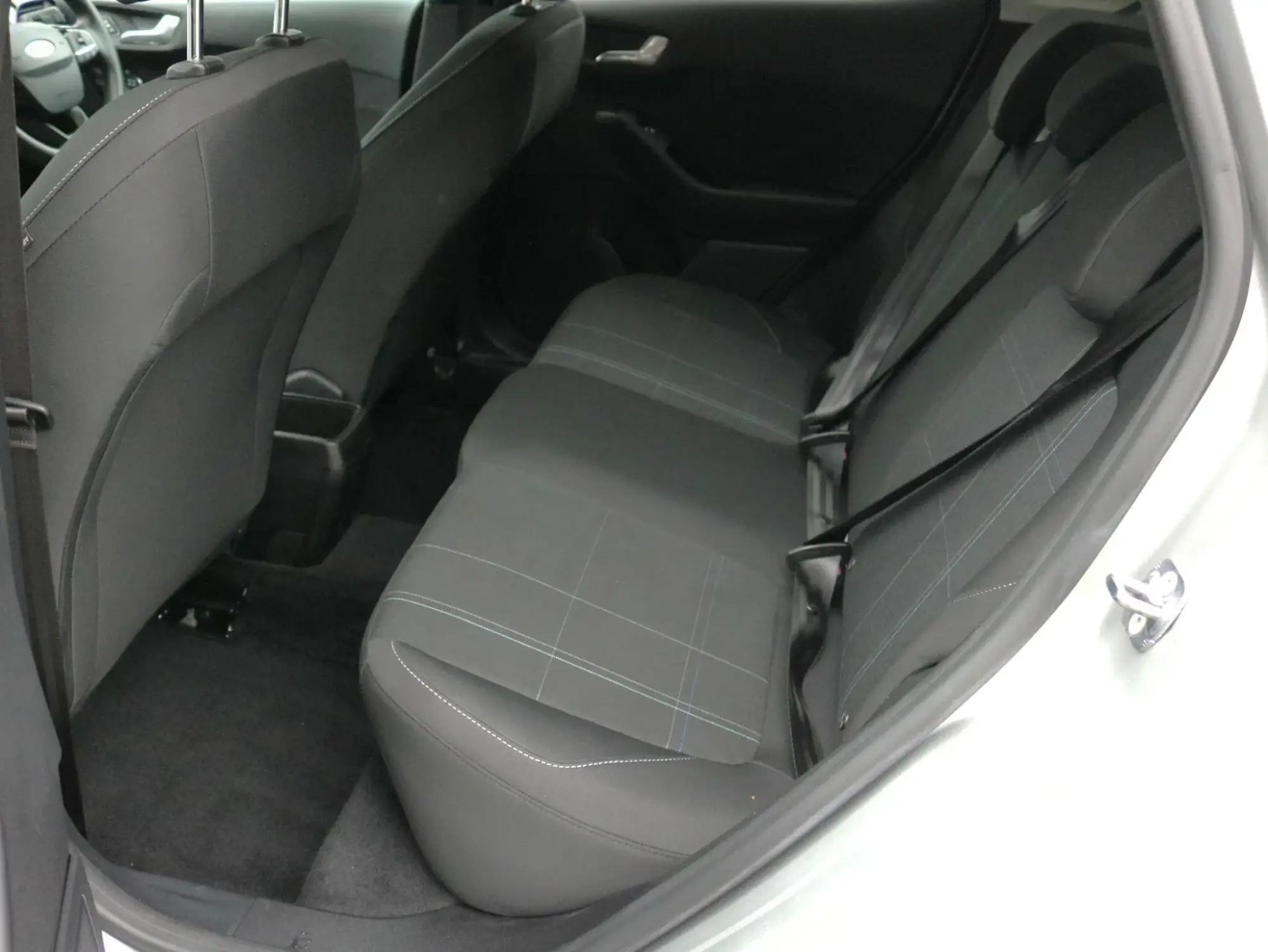 Ford Fiesta Image 25