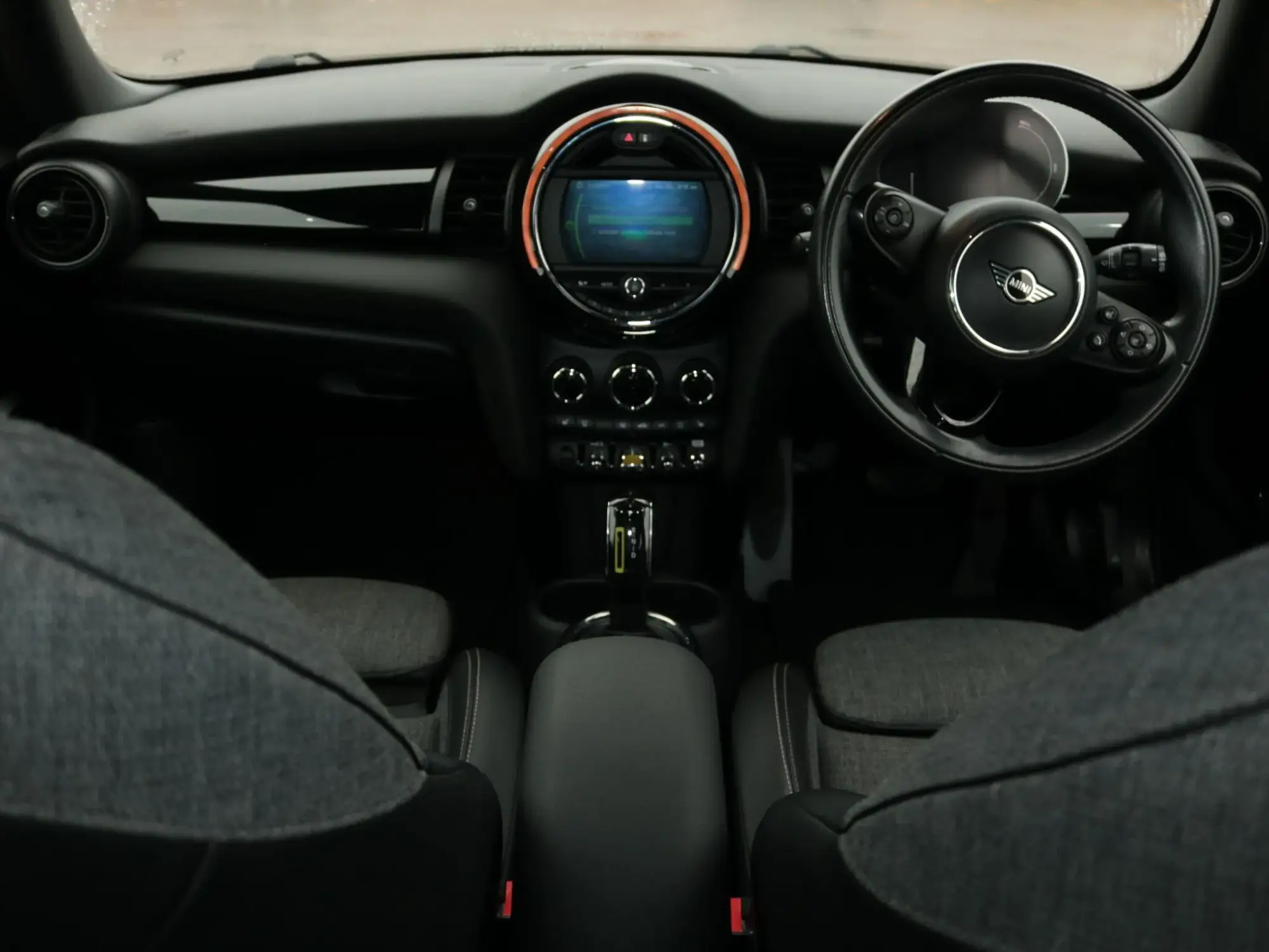 MINI Electric Hatch Image 15