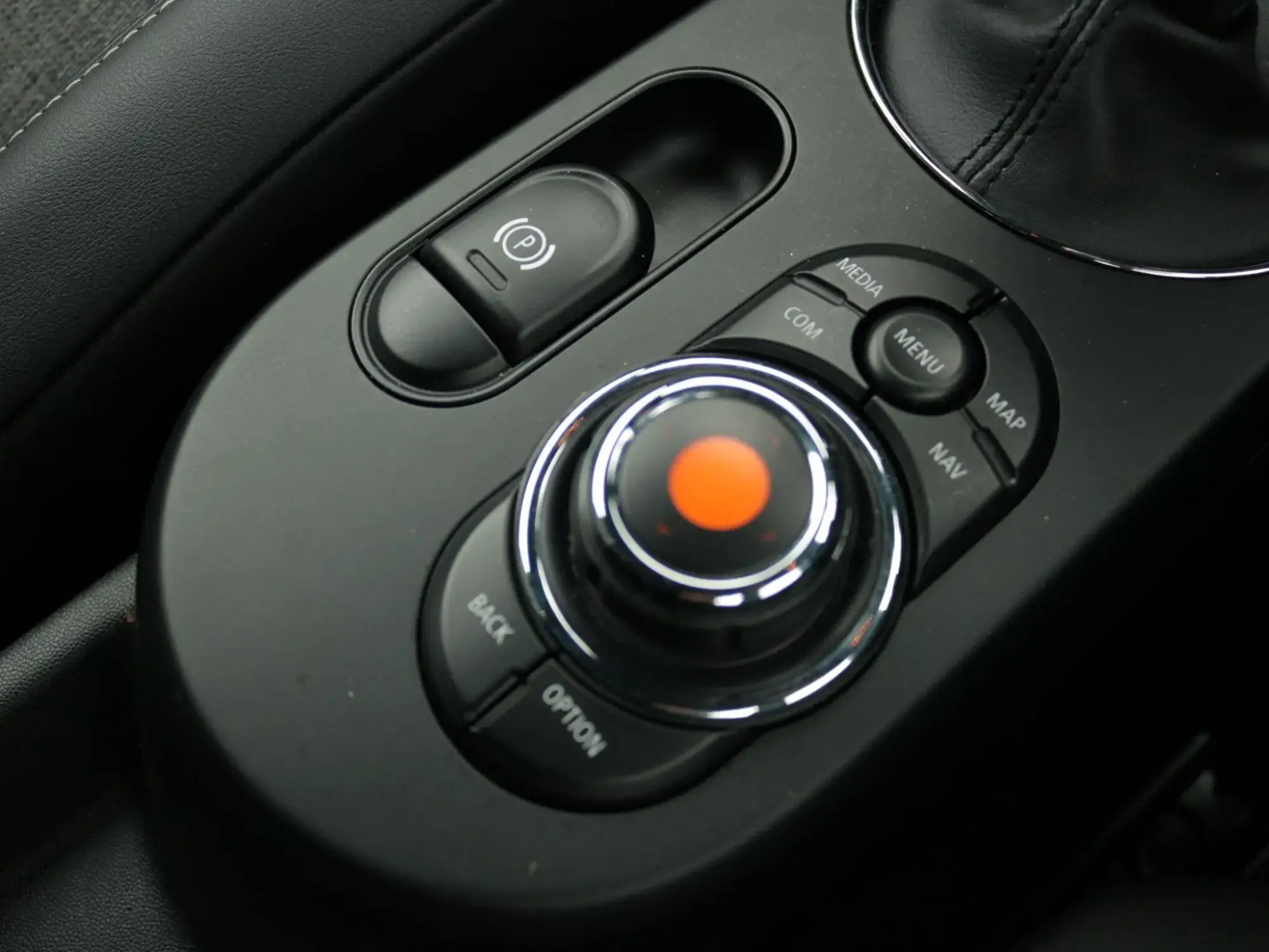 MINI Electric Hatch Image 23