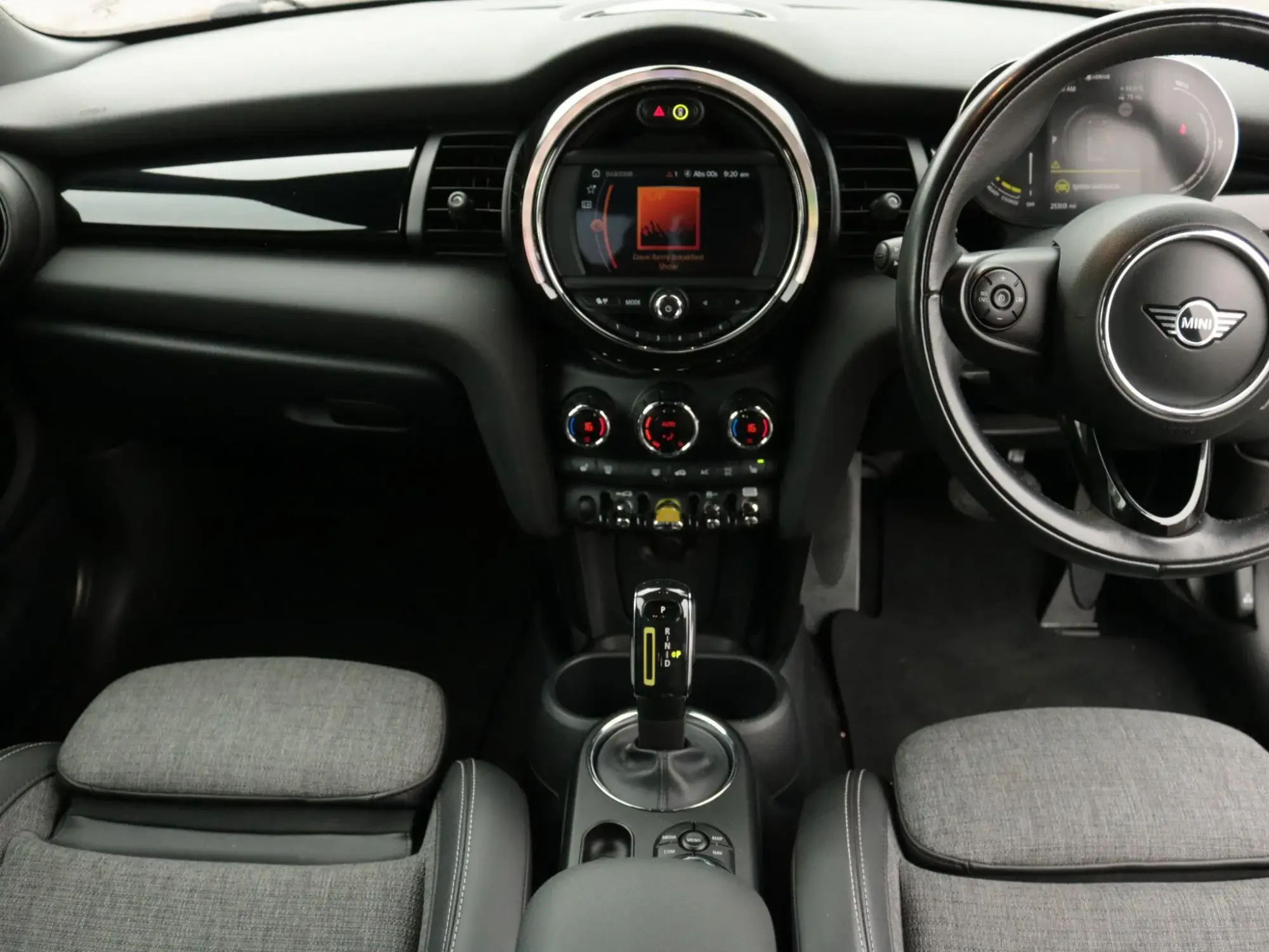 MINI Electric Hatch Image 24
