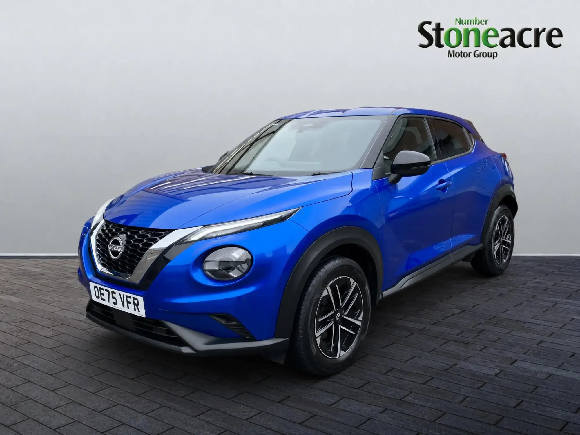 Nissan Juke 1.0 DIG-T N-Connecta Euro 6 (s/s) 5dr OE75VFR Image 3