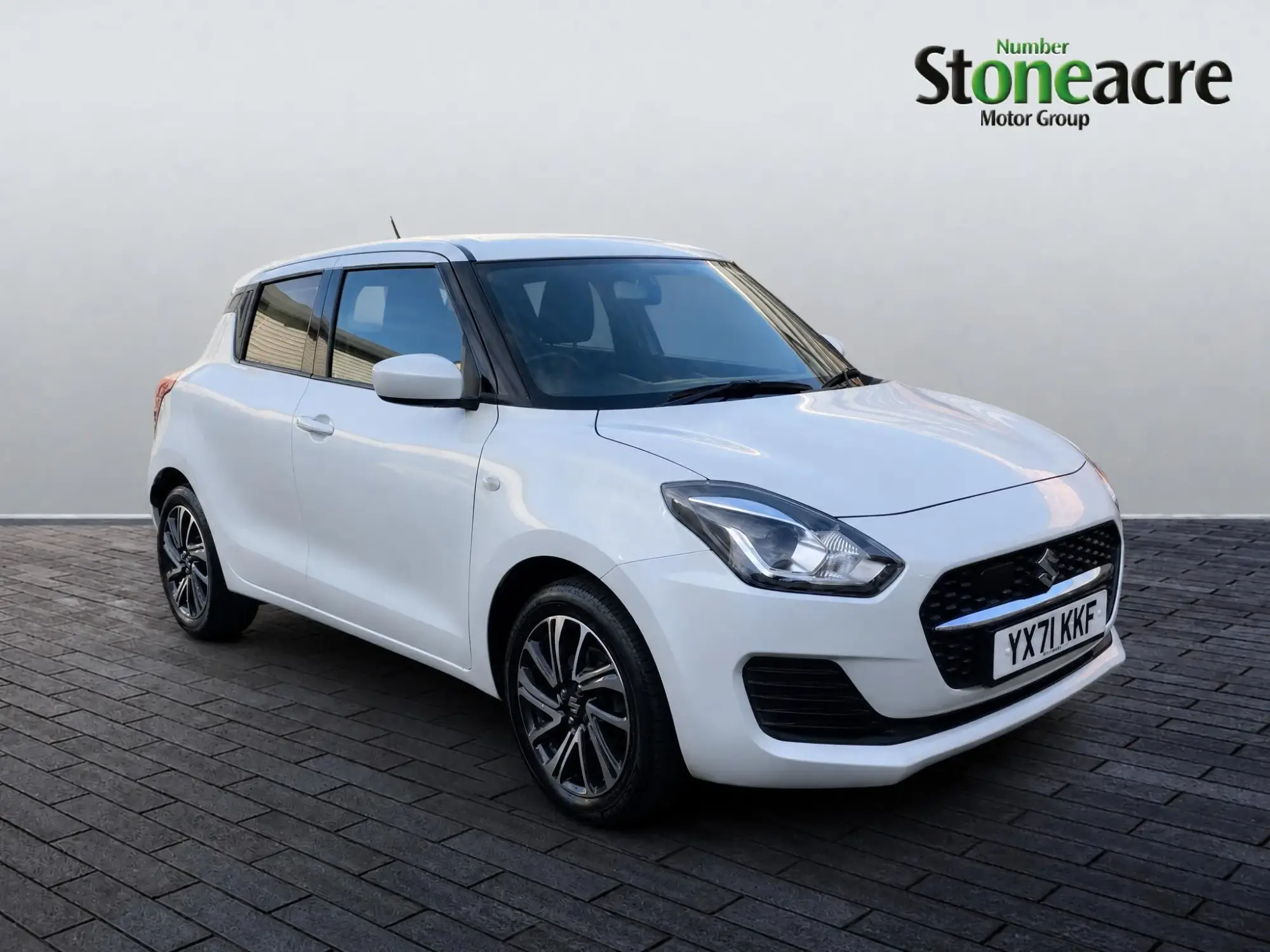 Suzuki Swift Image 1 Suzuki Swift Image 1