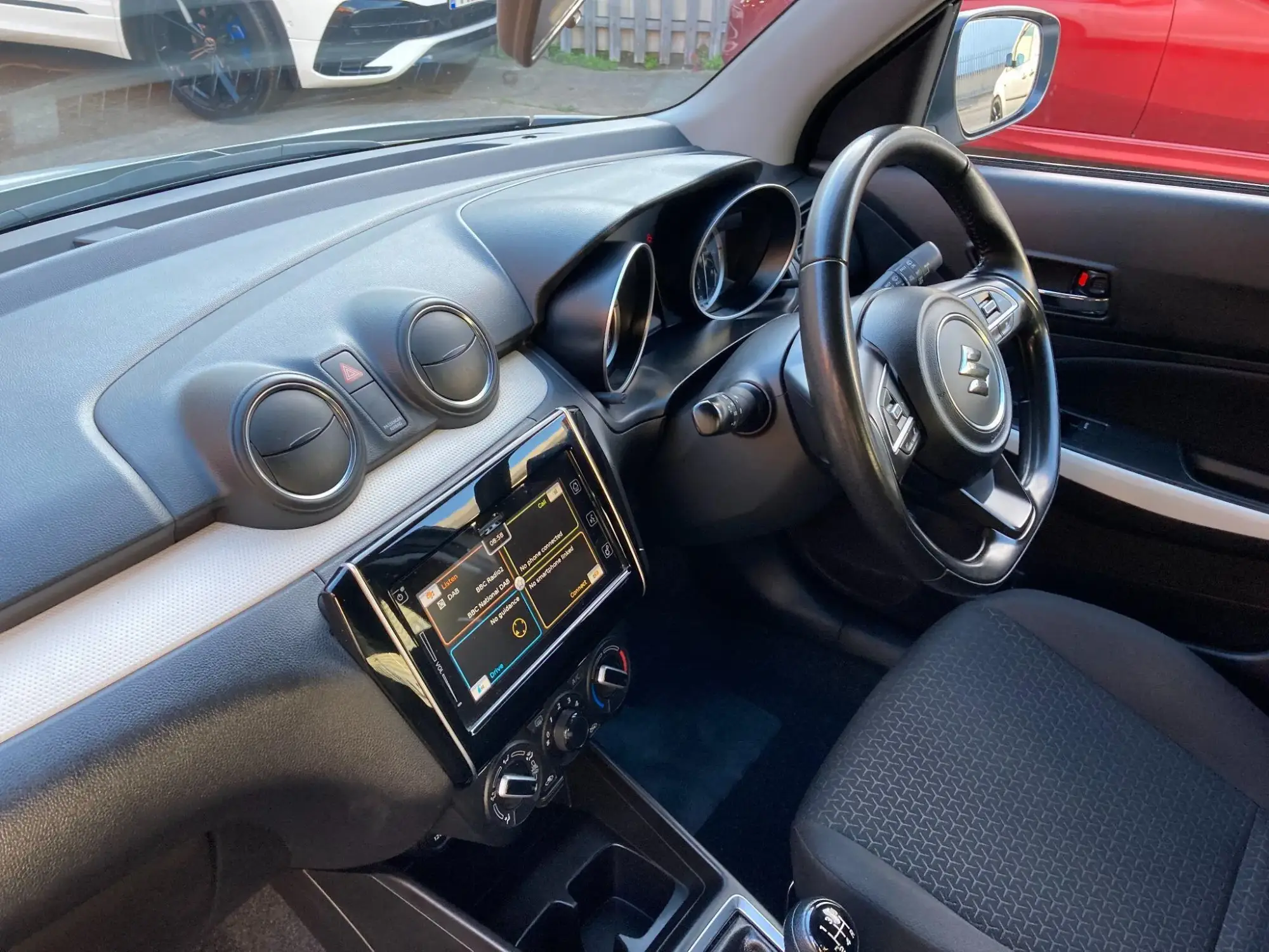 Suzuki Swift Image 32 Suzuki Swift Image 32