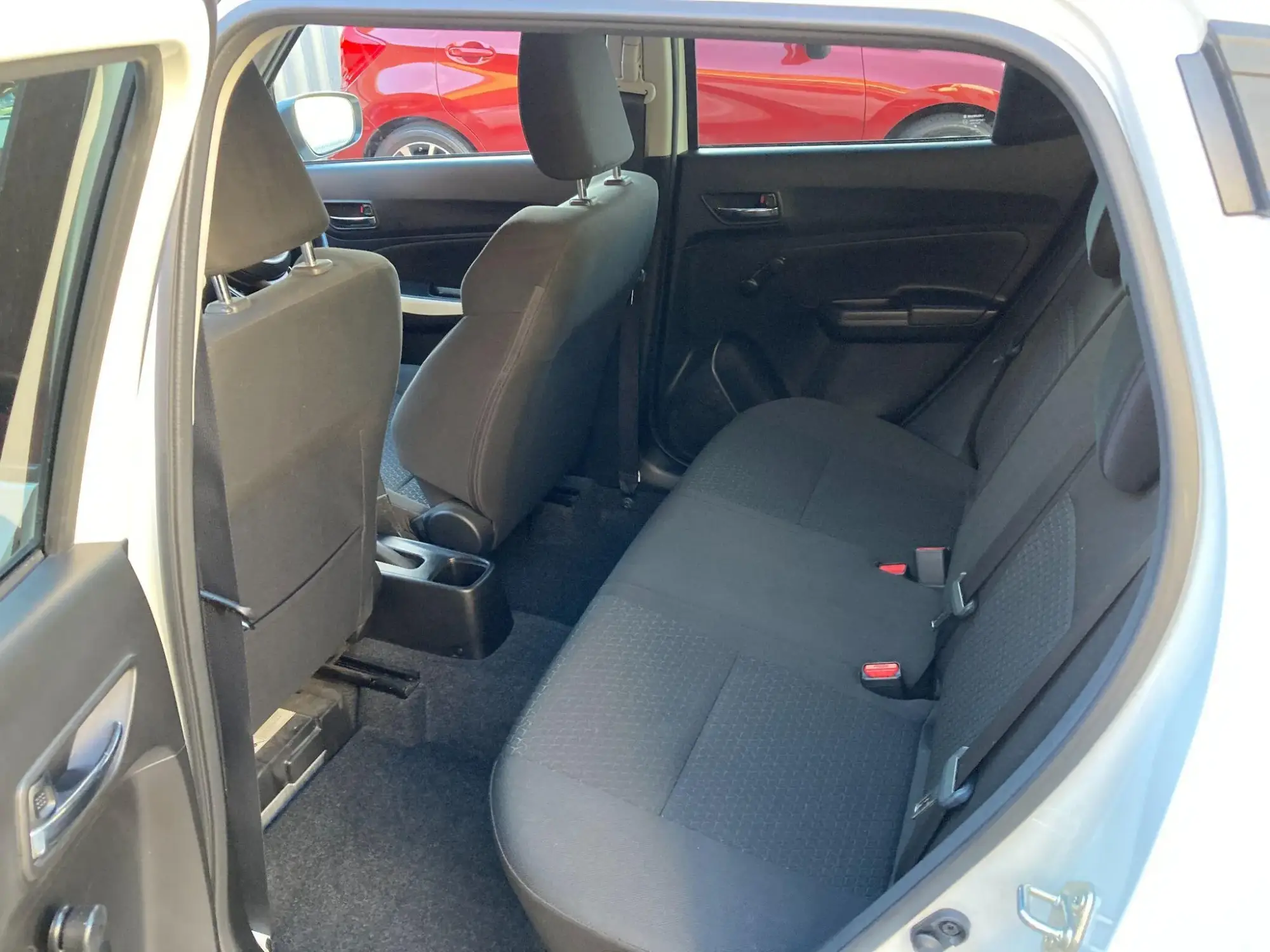 Suzuki Swift Image 40 Suzuki Swift Image 40