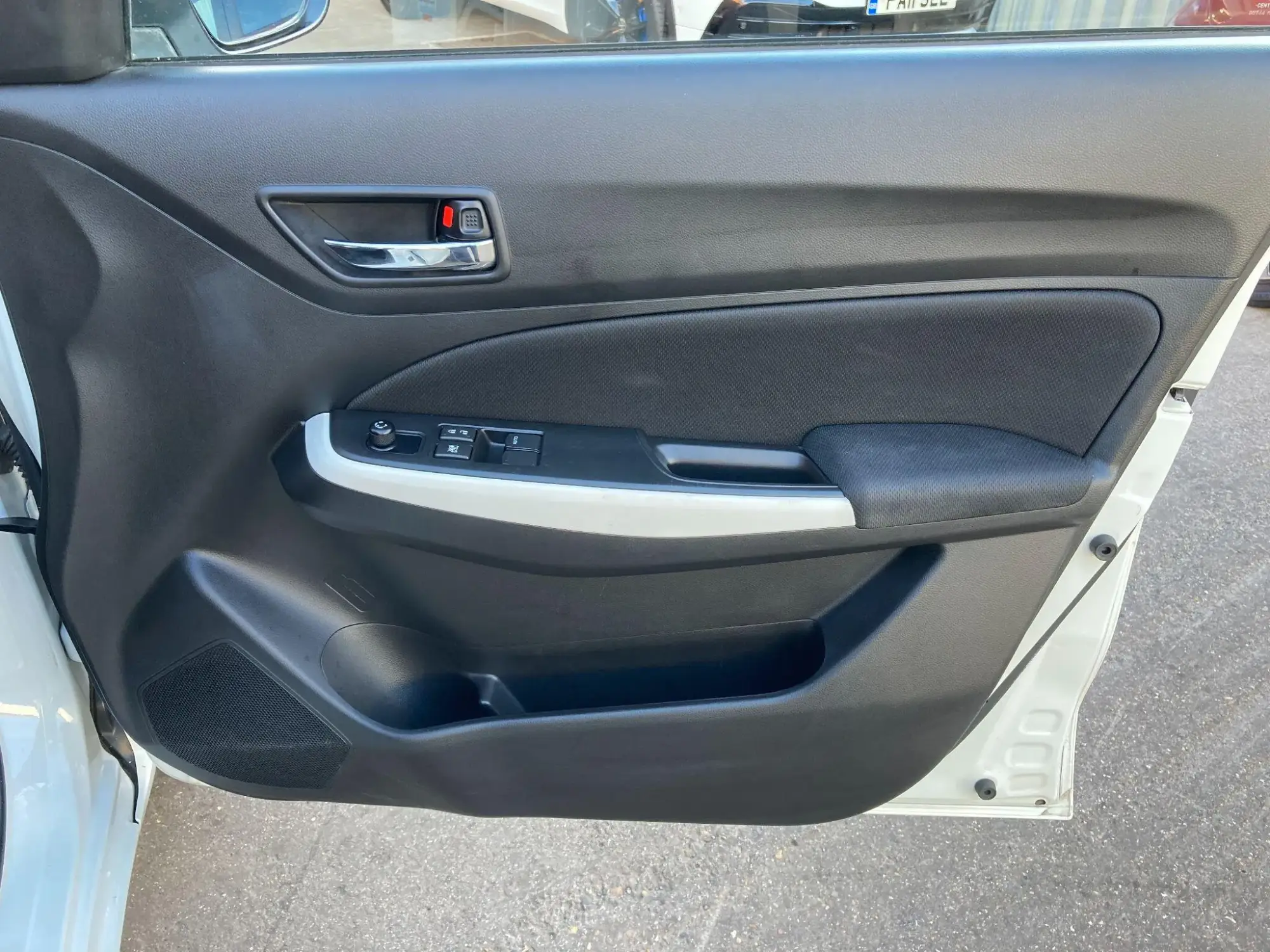 Suzuki Swift Image 46 Suzuki Swift Image 46