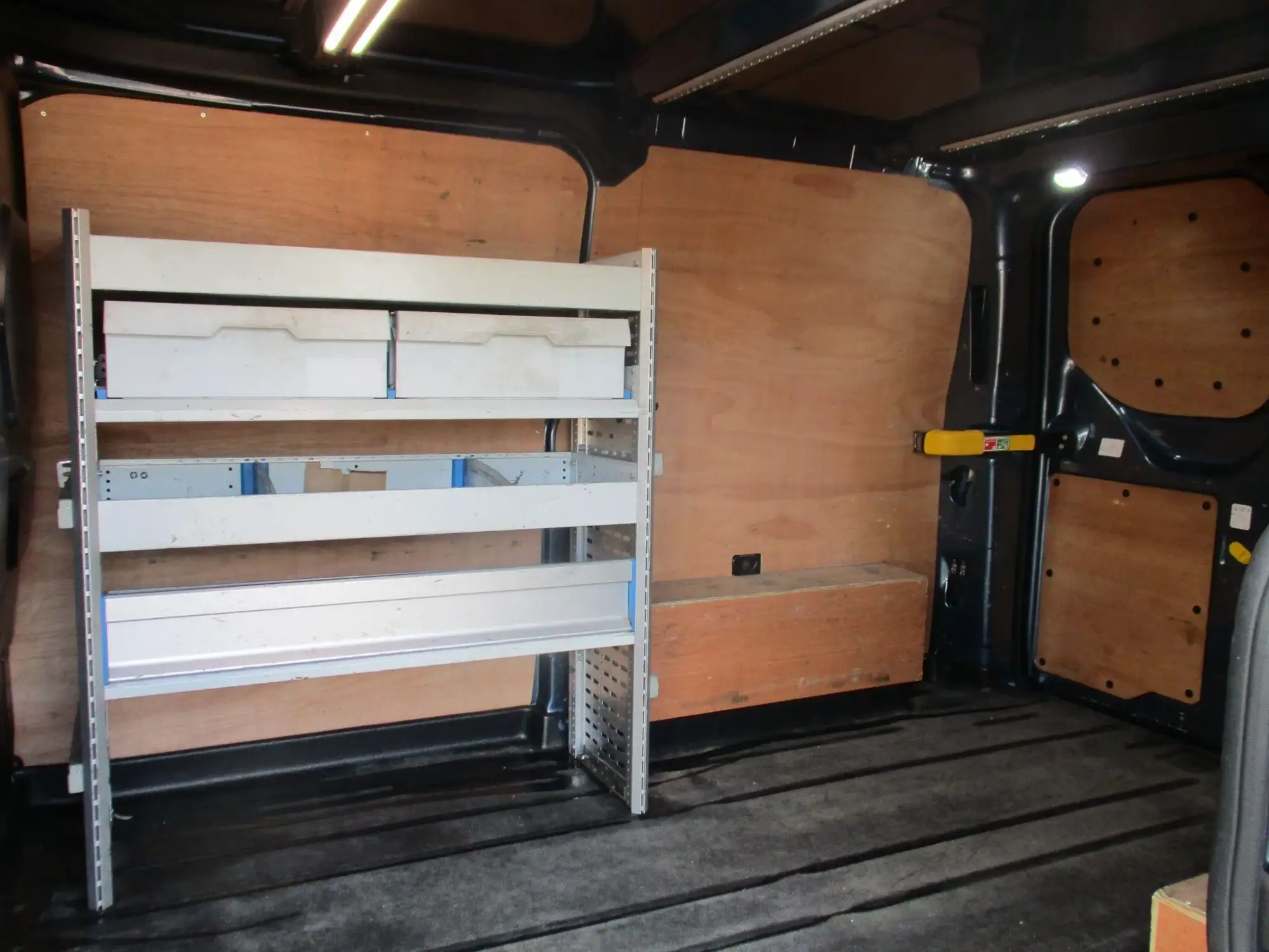 Ford Transit Custom Image 13 Ford Transit Custom Image 13