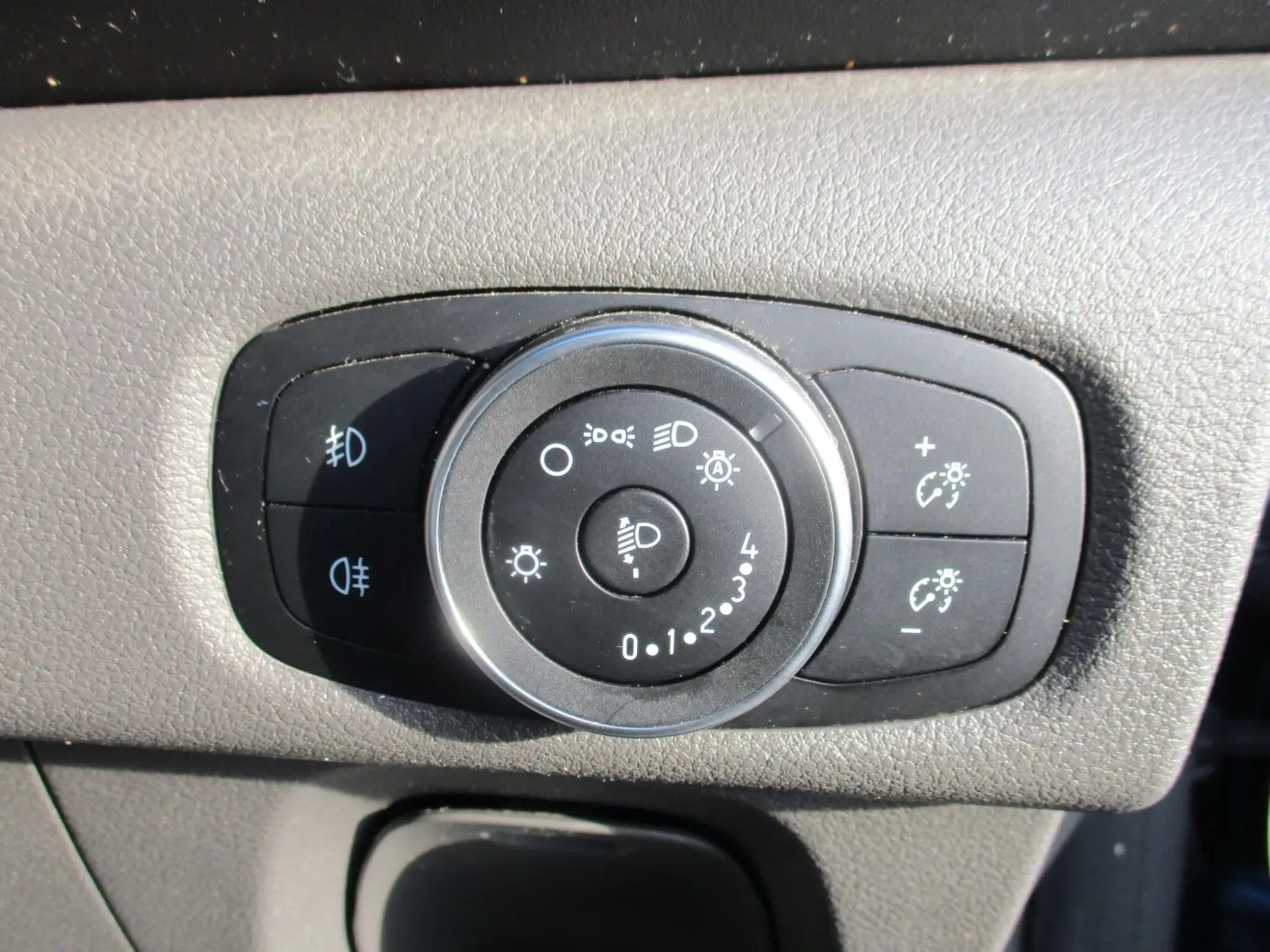 Ford Transit Custom Image 17 Ford Transit Custom Image 17