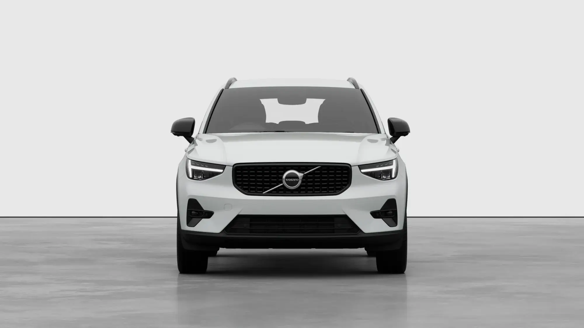 Volvo XC40 2.0 B4P Plus Dark 5dr Auto Image 2 Volvo XC40 2.0 B4P Plus Dark 5dr Auto Image 2