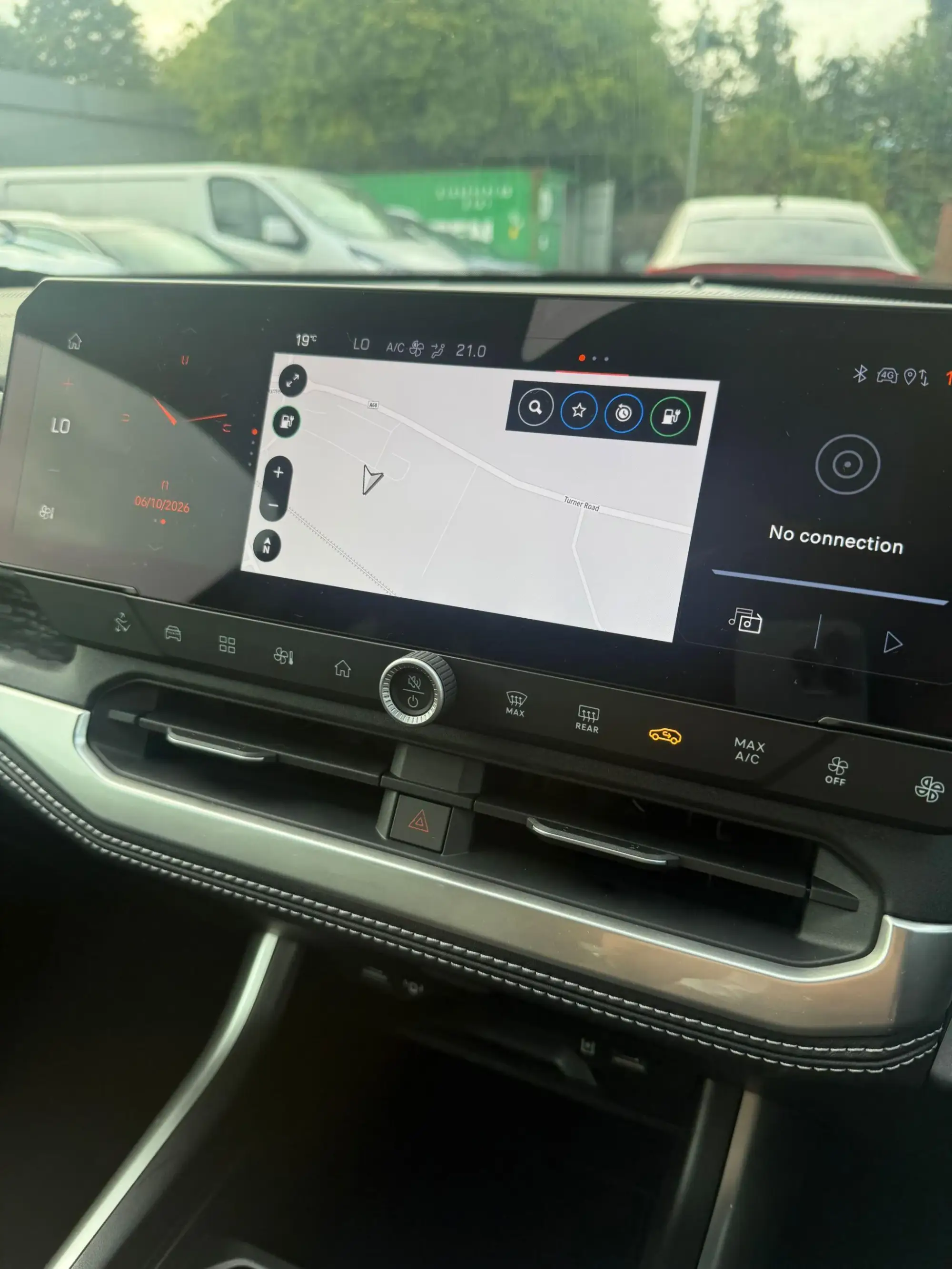 Jeep Compass Image 20