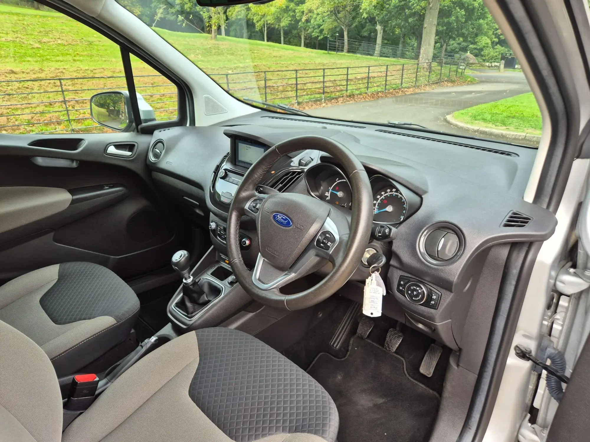 Ford Tourneo Courier Image 11 Ford Tourneo Courier Image 11