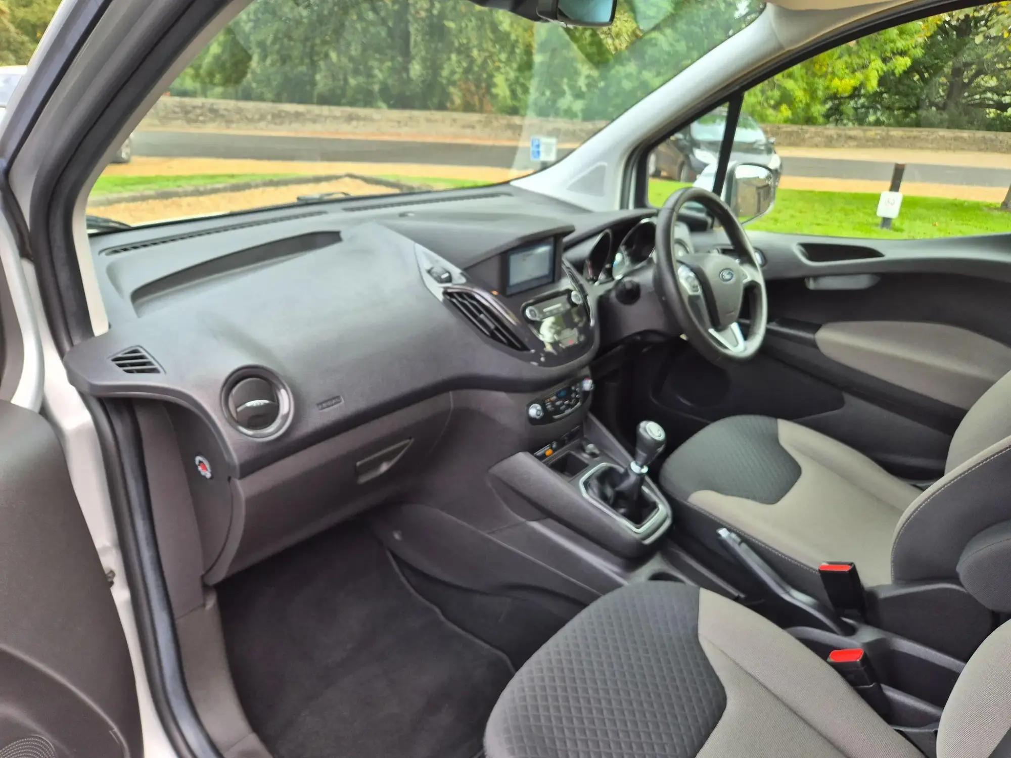 Ford Tourneo Courier Image 13 Ford Tourneo Courier Image 13