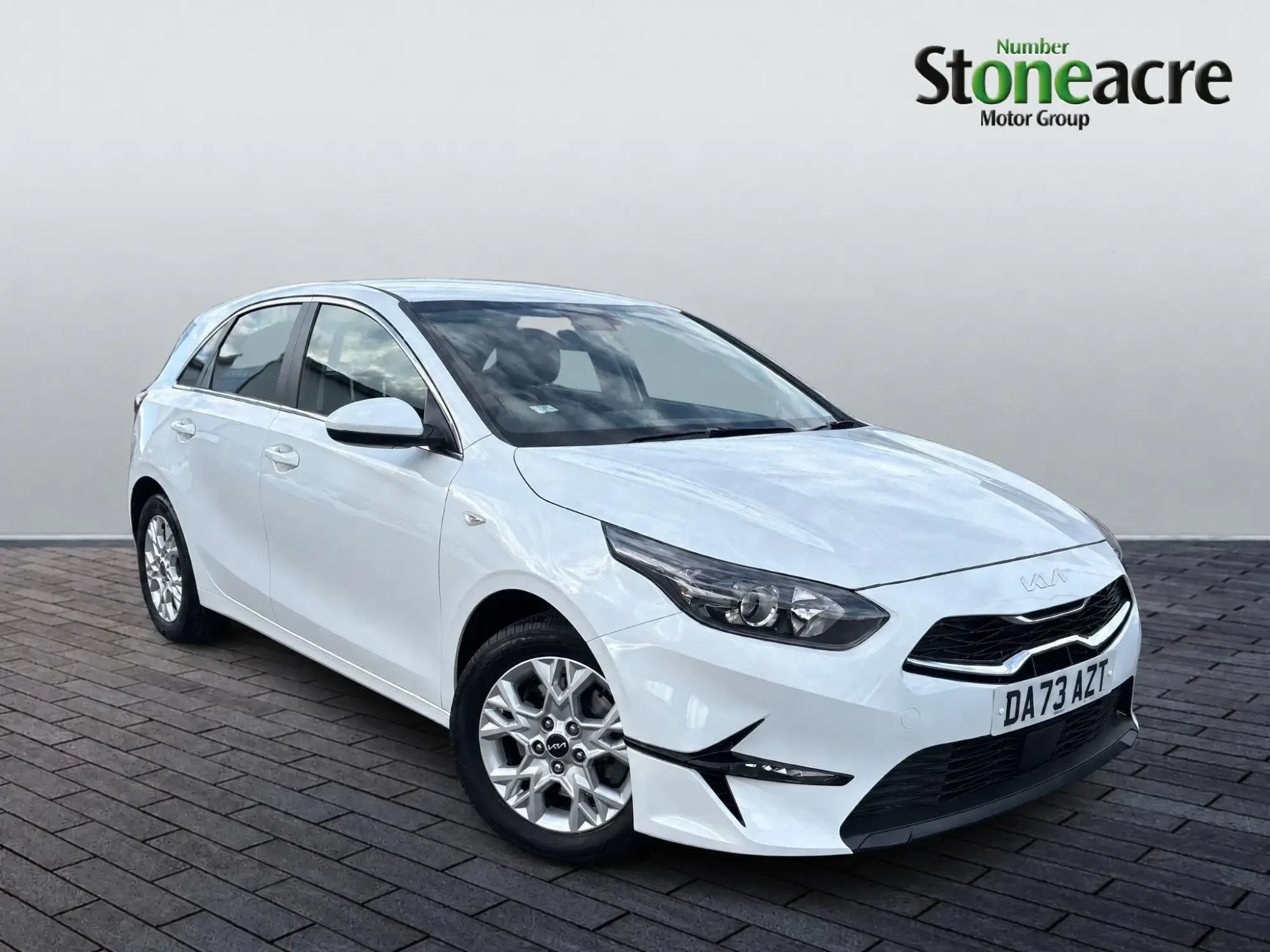Kia Ceed 1.5 T-GDi 2 Euro 6 (s/s) 5dr Non-ADAP DA73AZT Image 1 Kia Ceed 1.5 T-GDi 2 Euro 6 (s/s) 5dr Non-ADAP DA73AZT Image 1