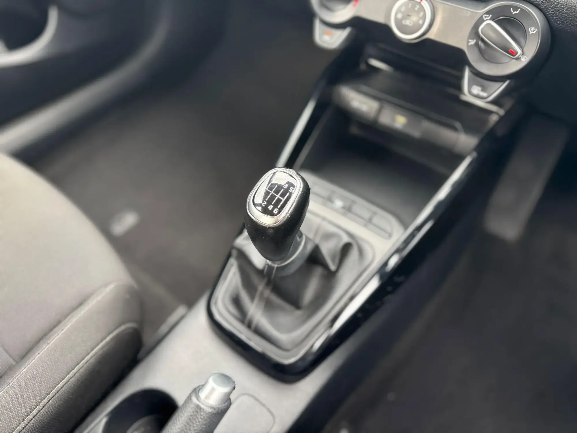 Kia Rio Image 9