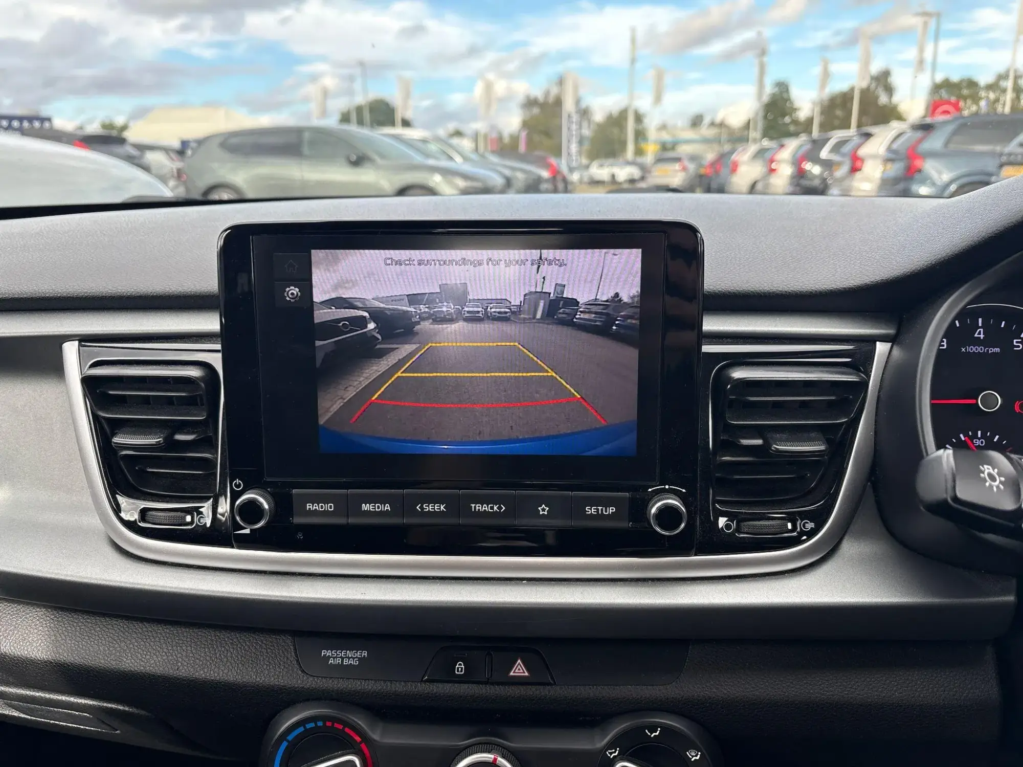 Kia Rio Image 19