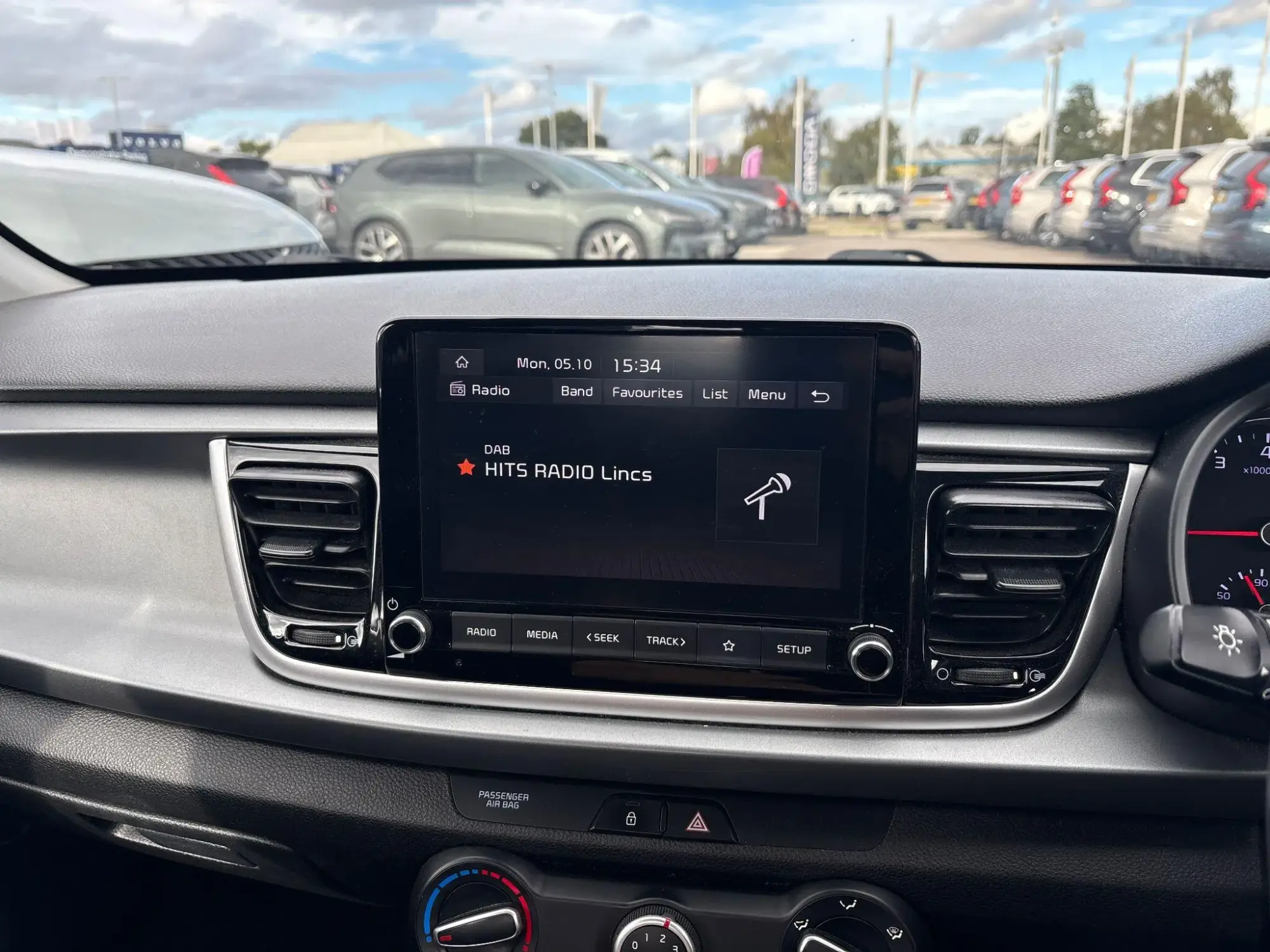 Kia Rio Image 21