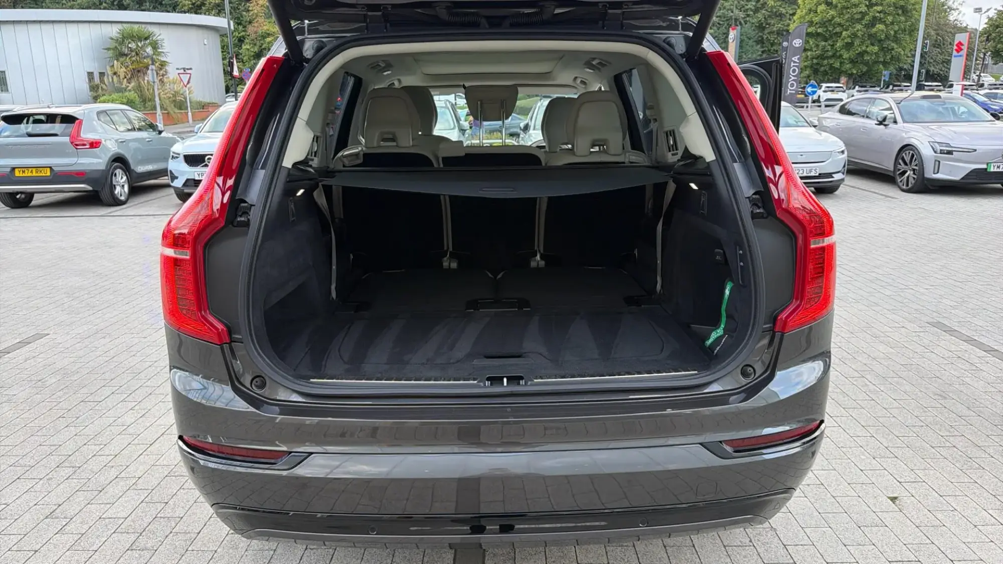 Volvo XC90 Image 13 Volvo XC90 Image 13