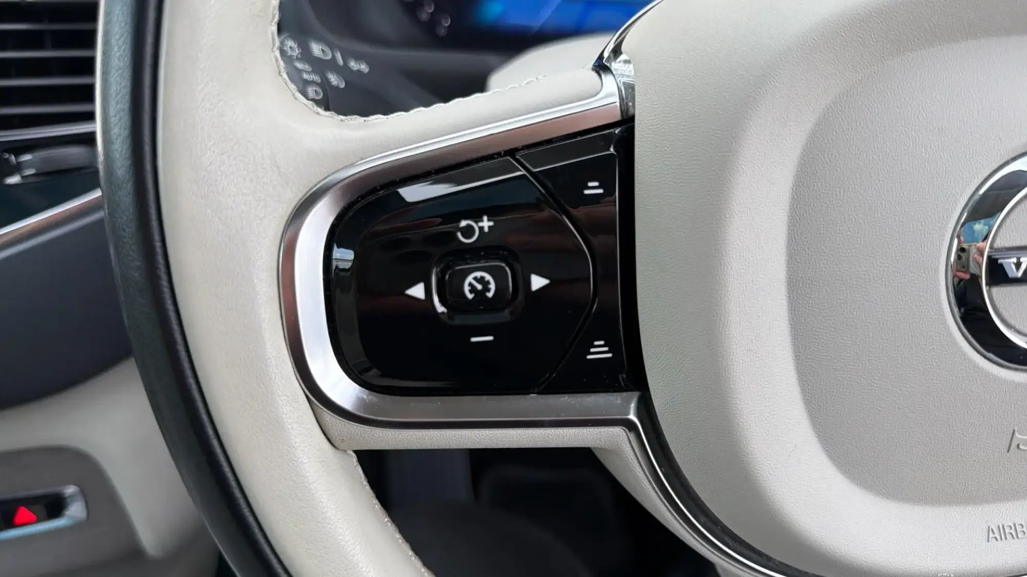 Volvo XC90 Image 20 Volvo XC90 Image 20