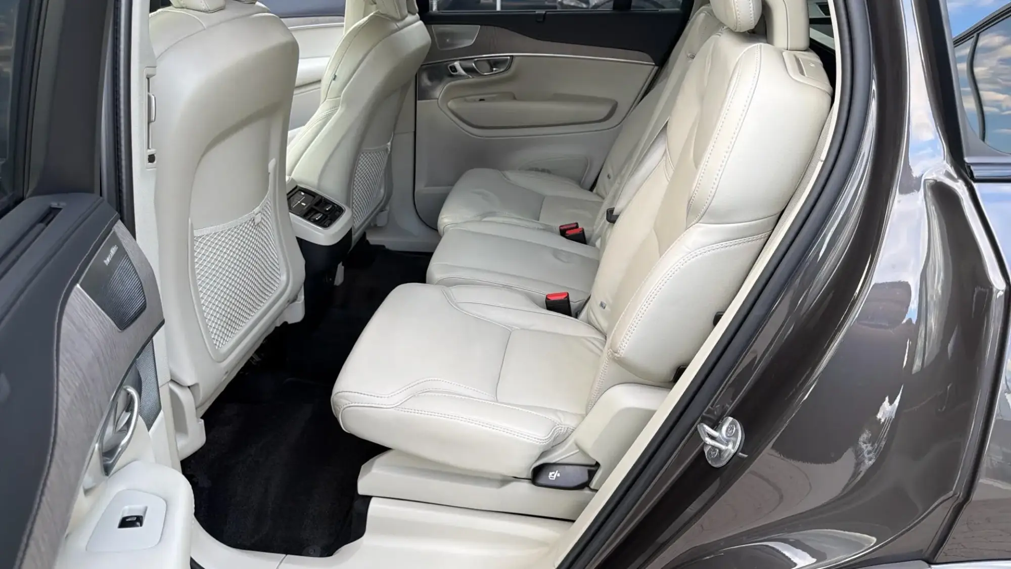 Volvo XC90 Image 32 Volvo XC90 Image 32