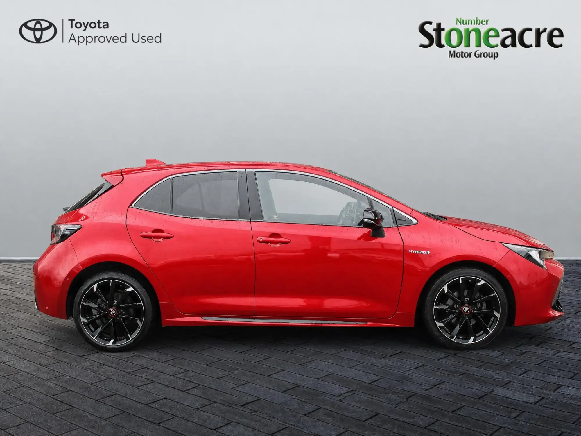 Toyota Corolla Hybrid 1.8 VVT-h GR SPORT CVT Euro 6 (s/s) 5dr GY70DTO Image 2
