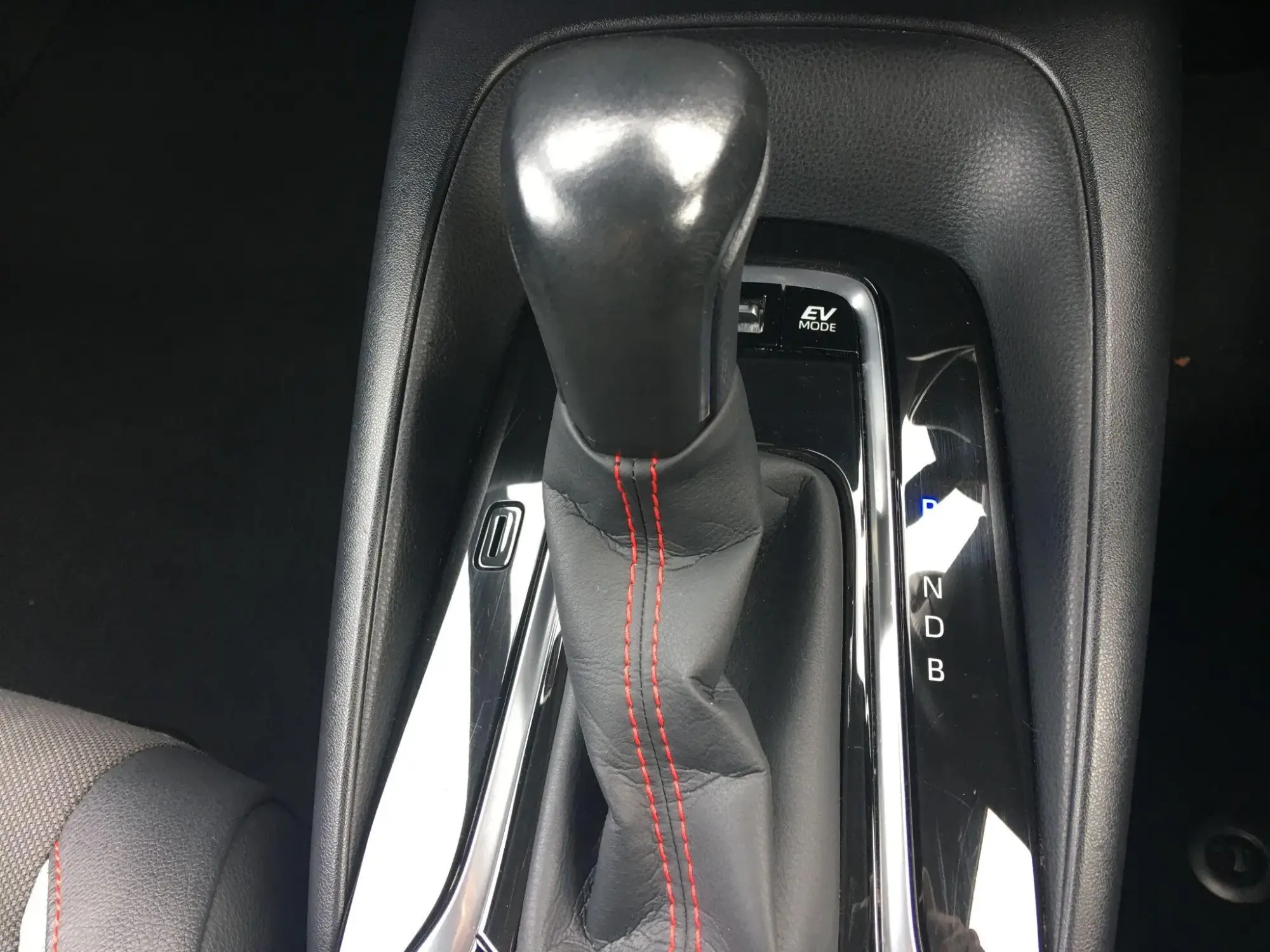 Toyota Corolla Hybrid Image 34 Toyota Corolla Hybrid Image 34