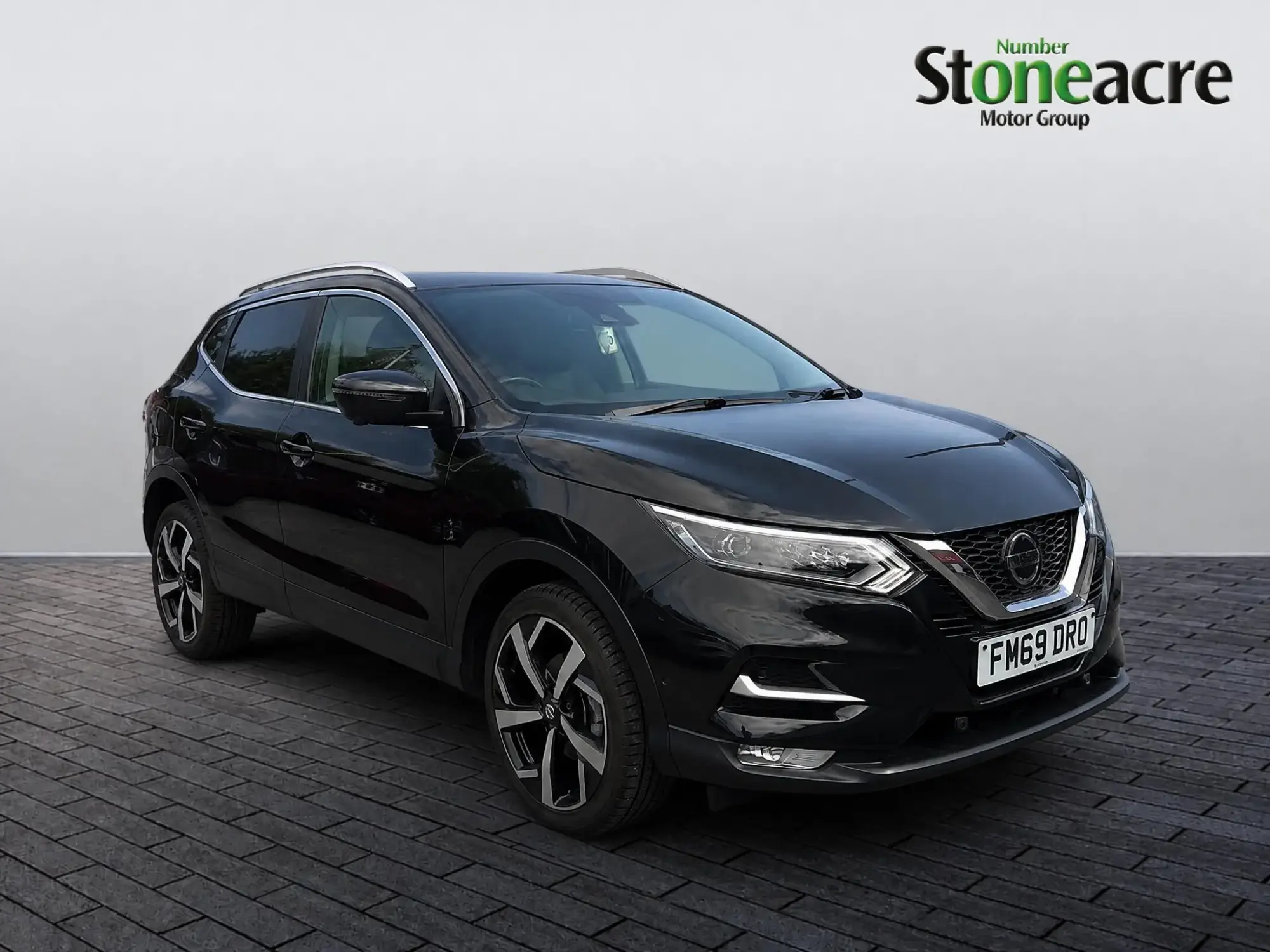 Nissan Qashqai 1.3 DiG-T 160 Tekna 5dr DCT FM69DRO Image 1 Nissan Qashqai 1.3 DiG-T 160 Tekna 5dr DCT FM69DRO Image 1
