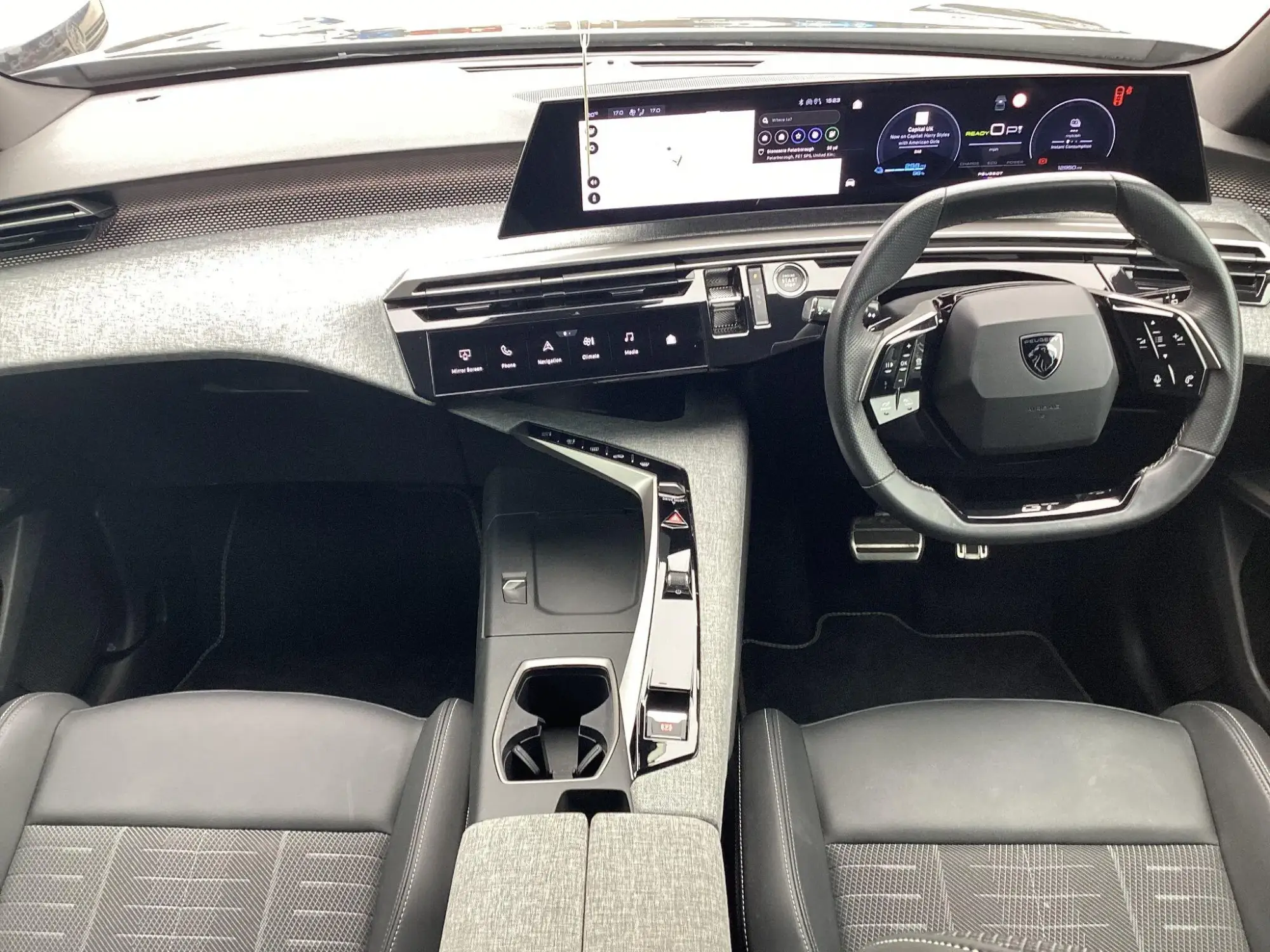 Peugeot E-5008 Image 9