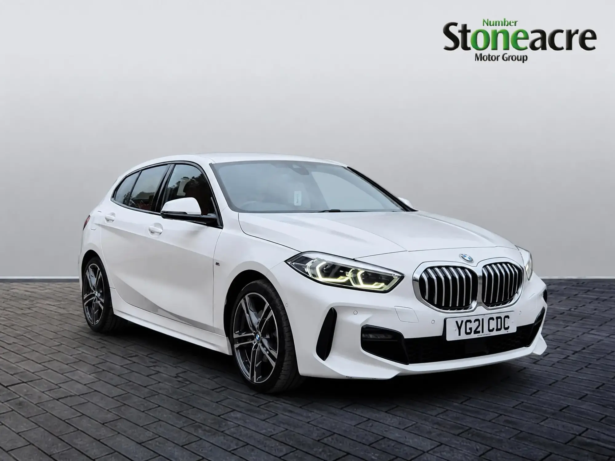 BMW 1 Series 1.5 118i M Sport (LCP) DCT Euro 6 (s/s) 5dr YG21CDC Image 1 BMW 1 Series 1.5 118i M Sport (LCP) DCT Euro 6 (s/s) 5dr YG21CDC Image 1